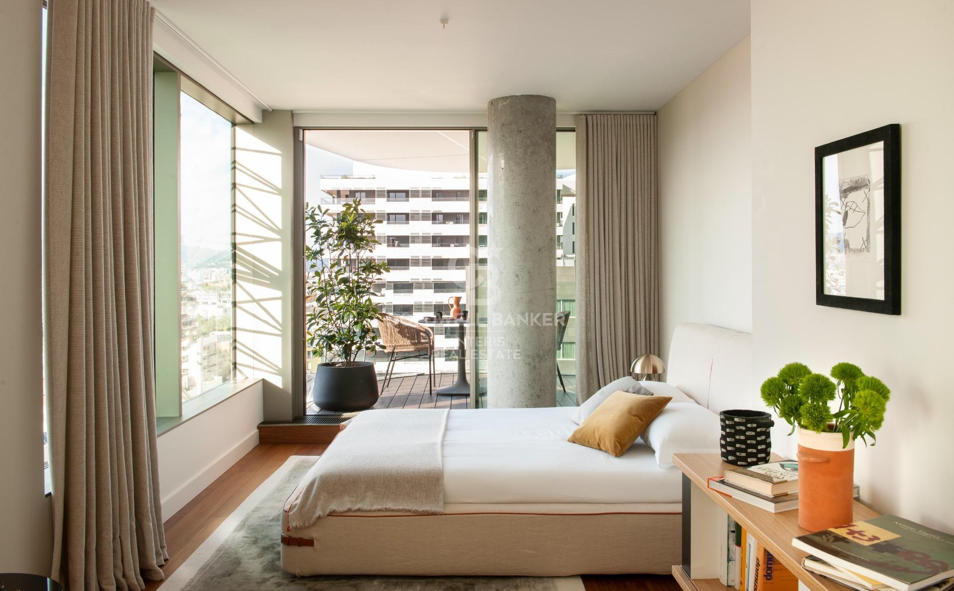 Vive la exclusividad y el lujo en un edificio frente al mar