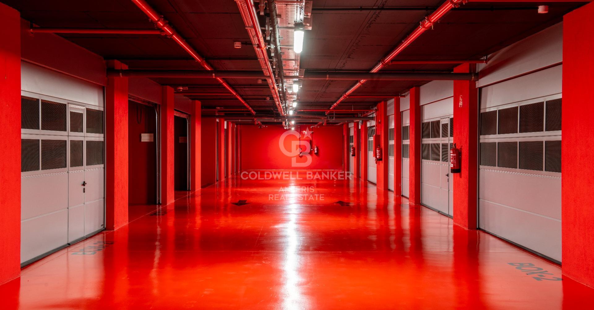 Vive la exclusividad y el lujo en un edificio frente al mar
