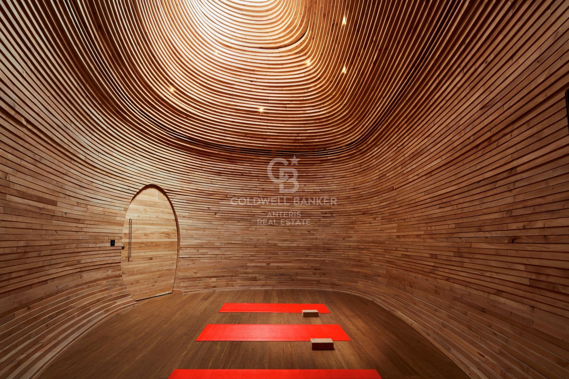 Vive la exclusividad y el lujo en un edificio frente al mar