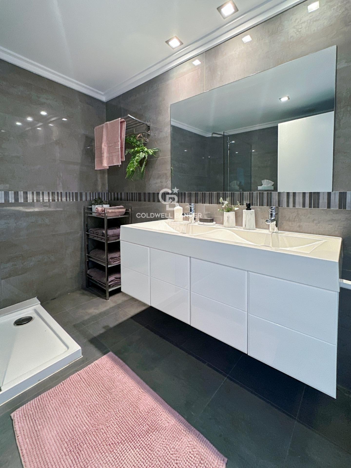 Fantastic 3-bedroom flat in residential area in El Arenal – Jávea