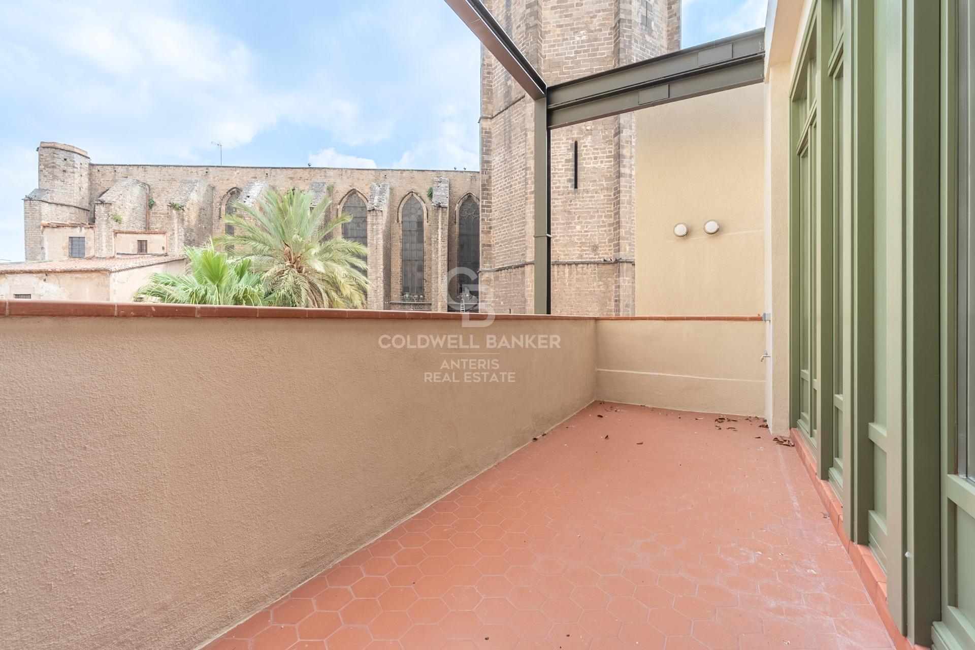 Promoción de pisos de alto standing en La Rambla