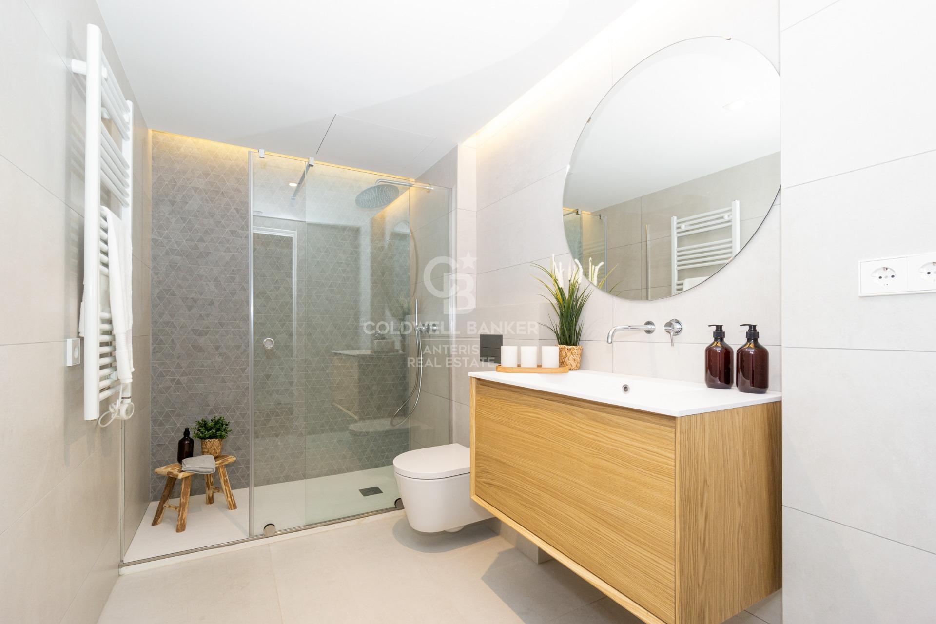 Promoción de pisos exclusivos con ubicación excepcional