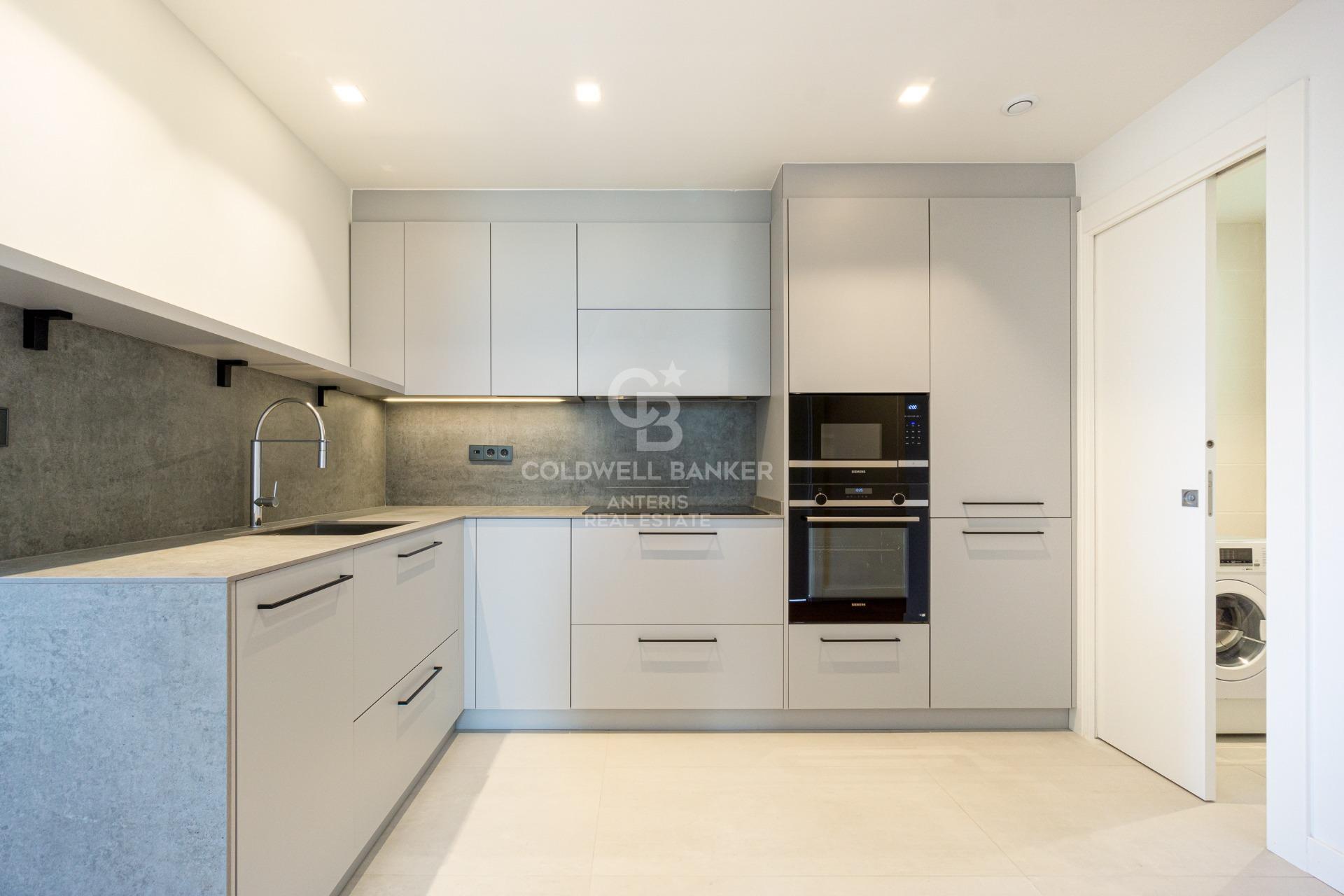 Promoción de pisos exclusivos con ubicación excepcional