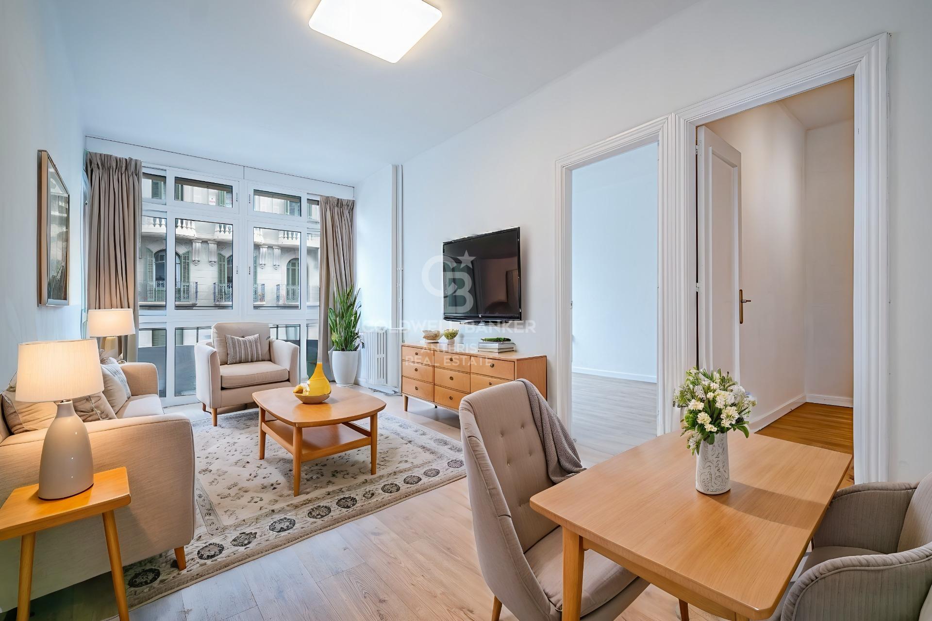 Bright flat in an unbeatable location