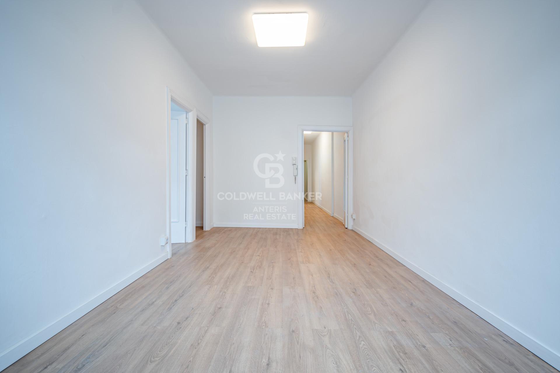 Bright flat in an unbeatable location