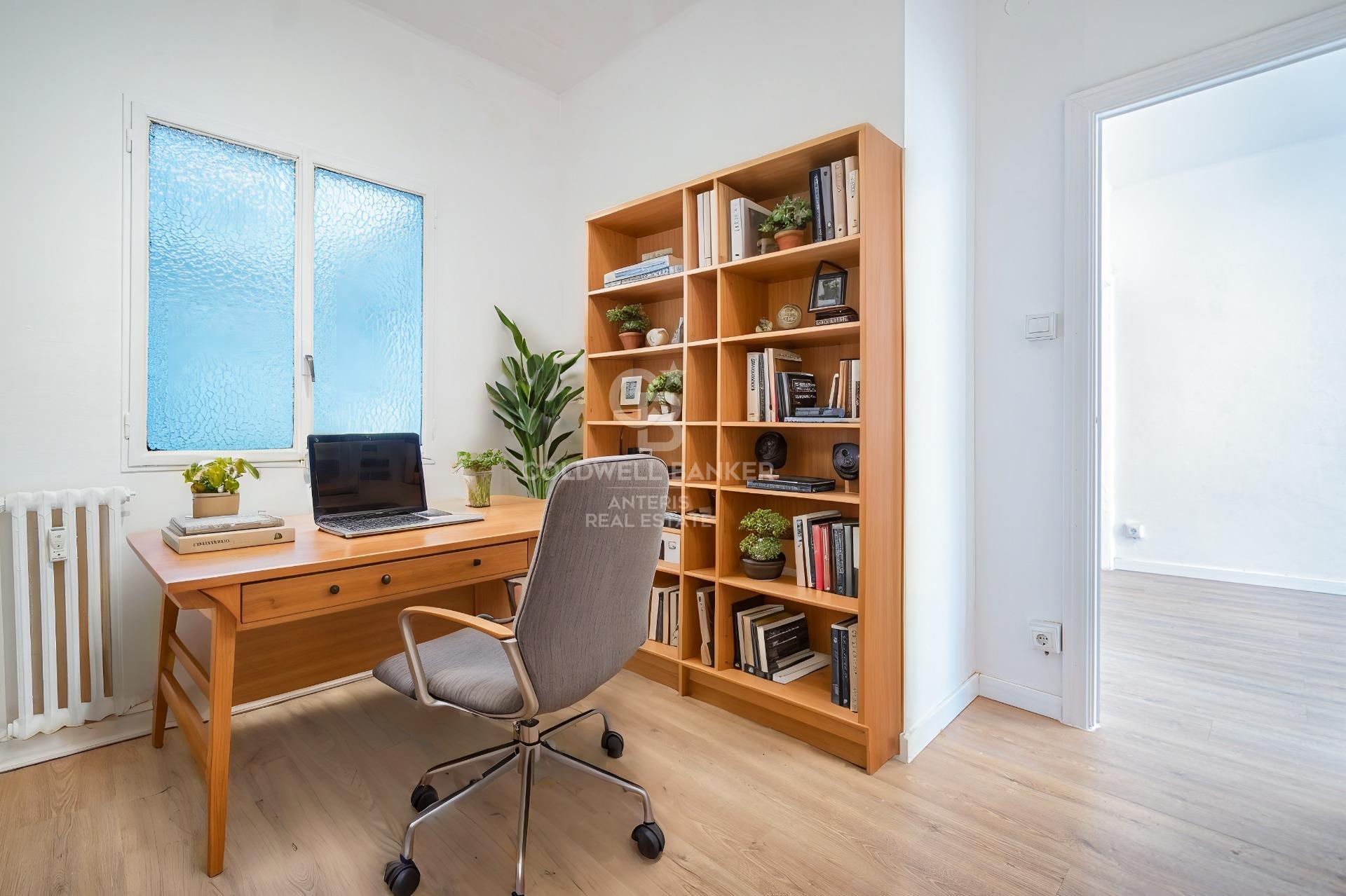 Bright flat in an unbeatable location