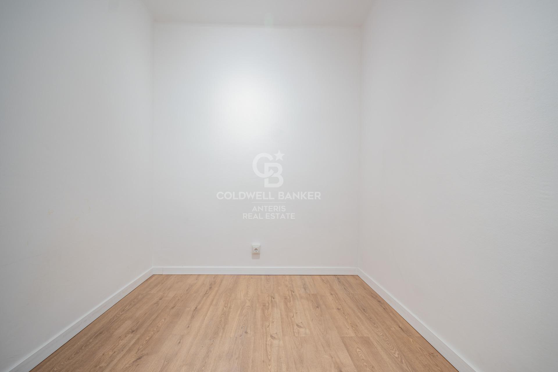 Bright flat in an unbeatable location