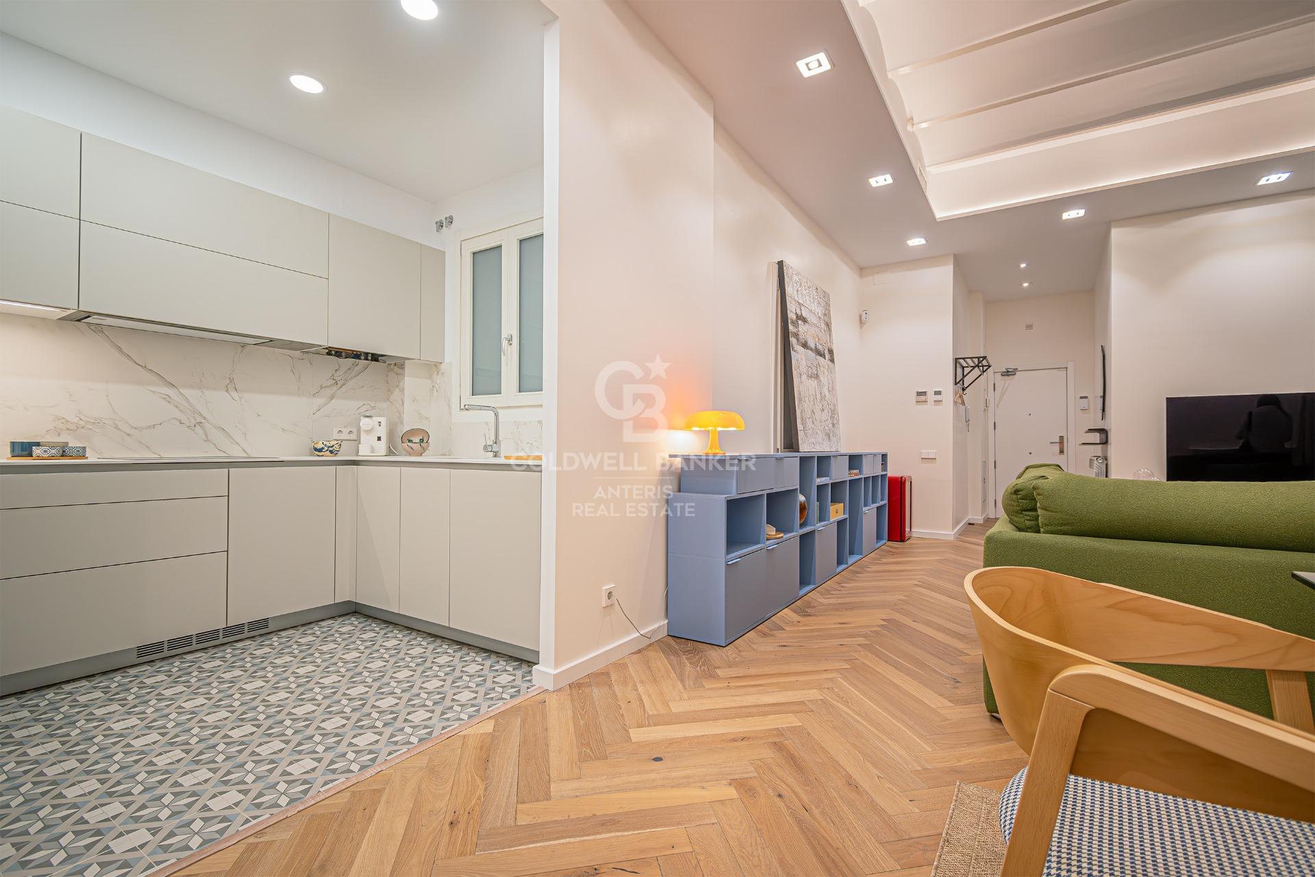 Lujoso y amplio piso en Ciutat Vella, Barcelona