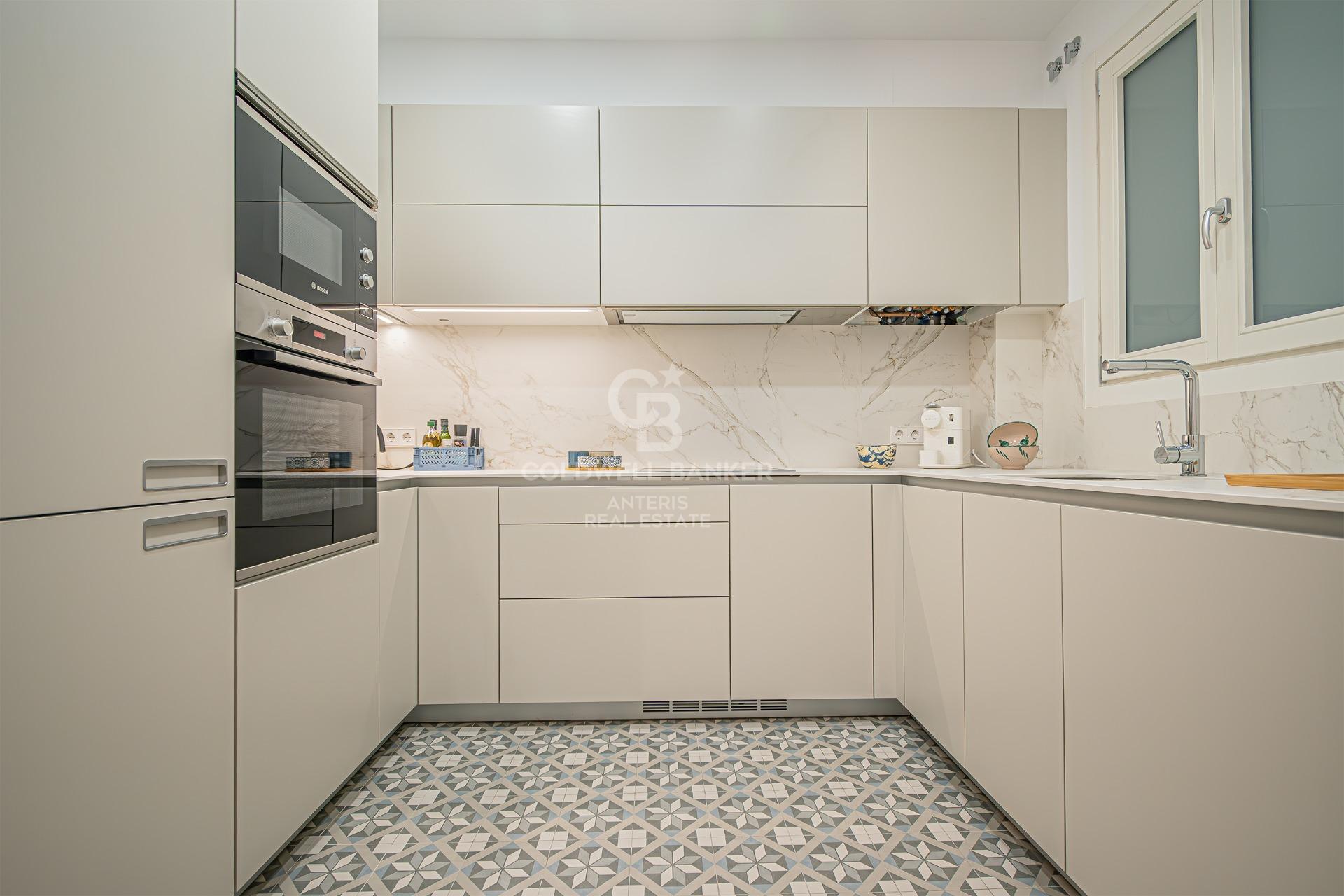 Lujoso y amplio piso en Ciutat Vella, Barcelona