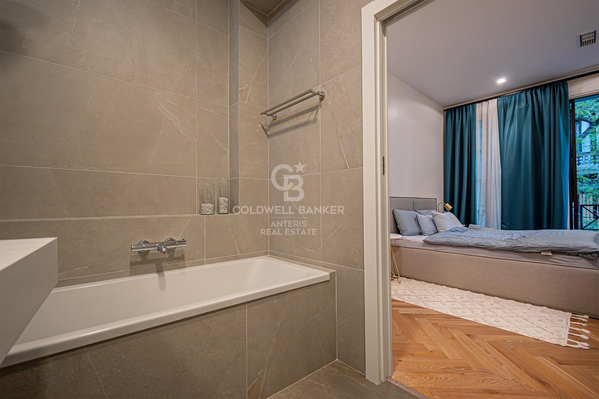 Lujoso y amplio piso en Ciutat Vella, Barcelona