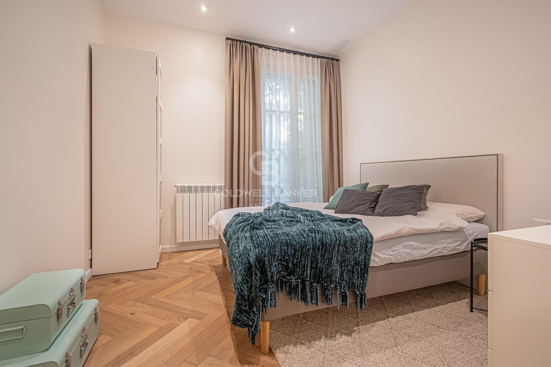 Lujoso y amplio piso en Ciutat Vella, Barcelona