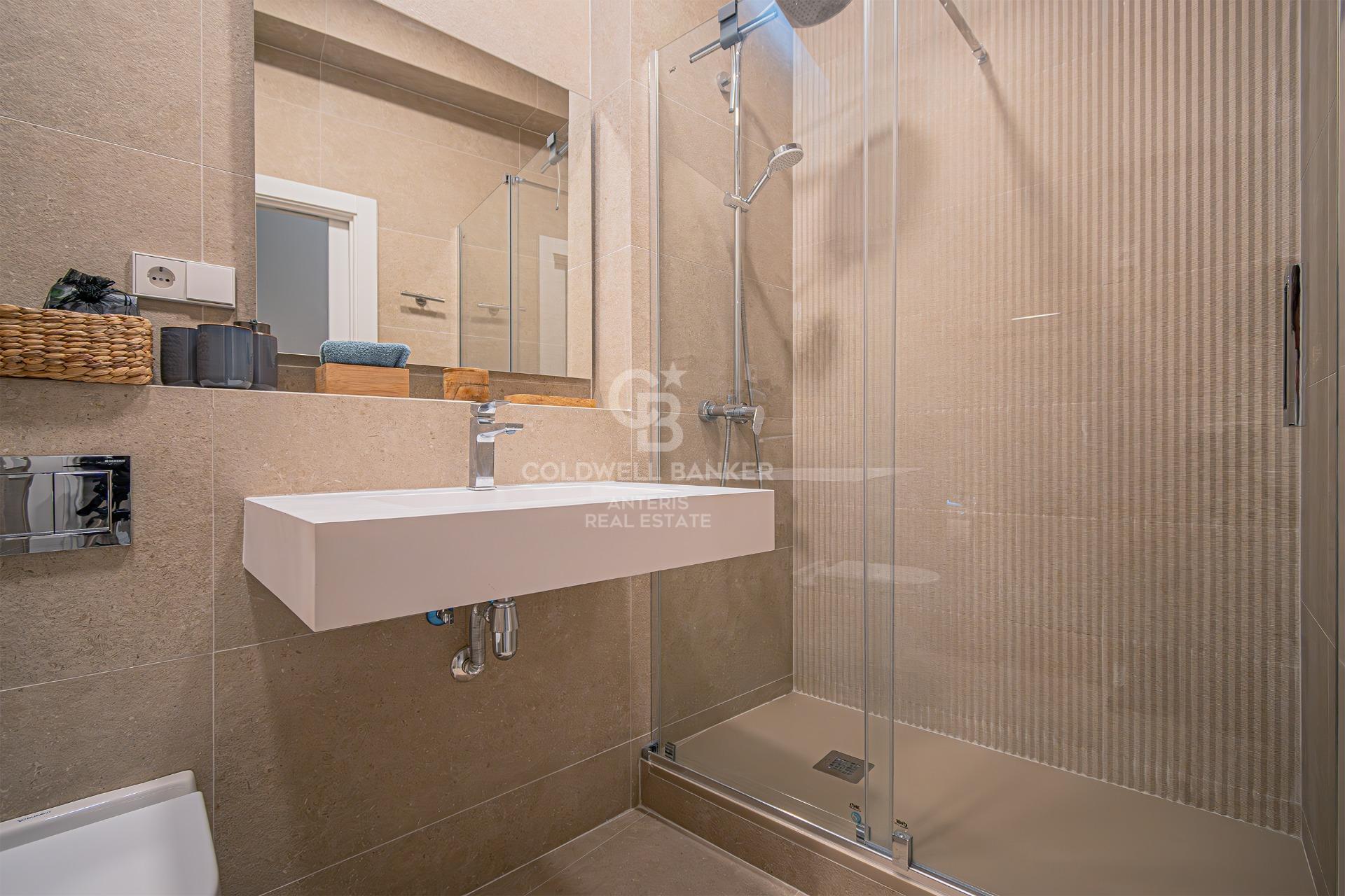 Lujoso y amplio piso en Ciutat Vella, Barcelona