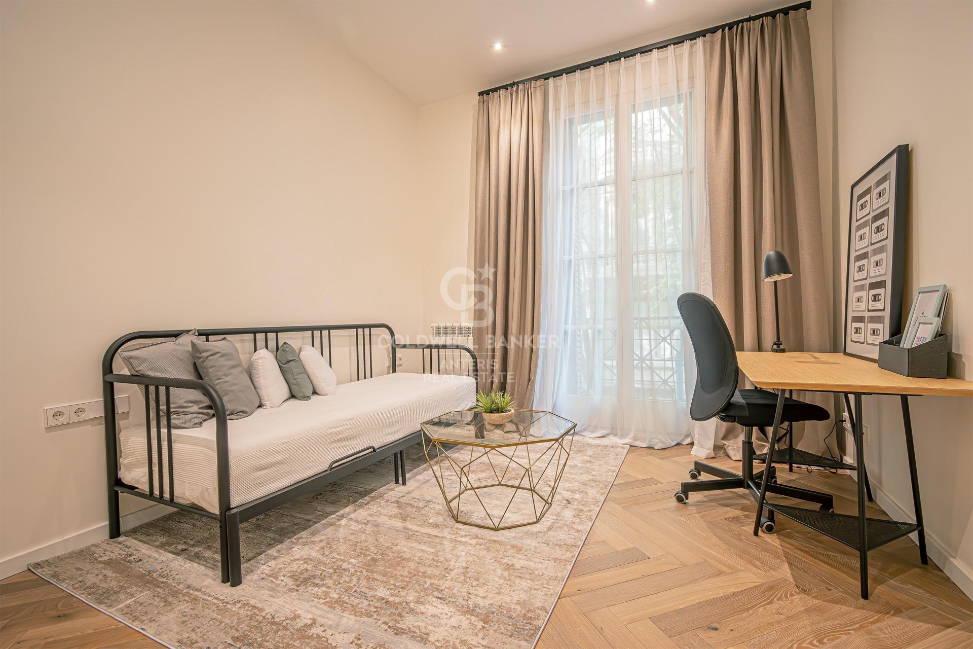 Lujoso y amplio piso en Ciutat Vella, Barcelona