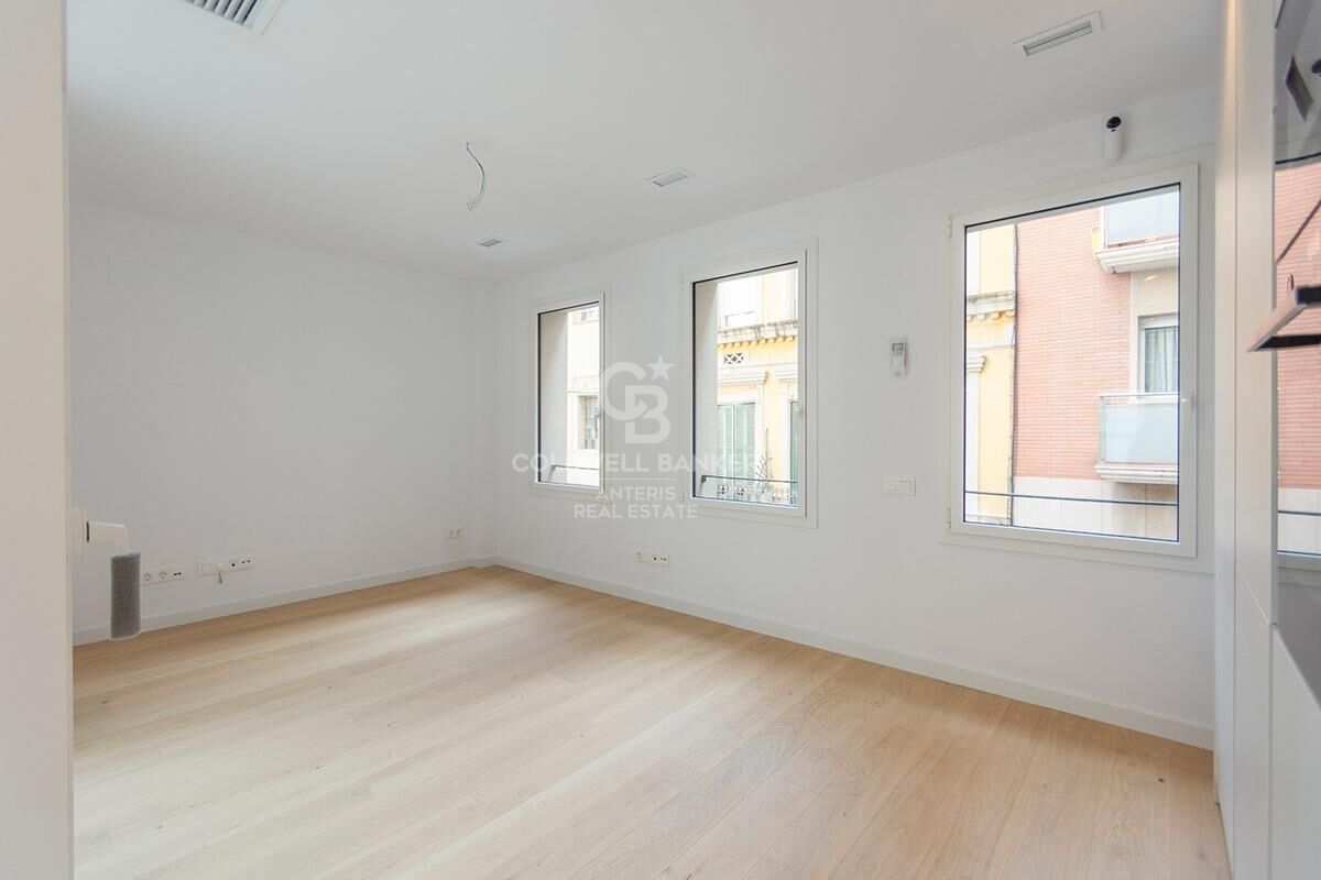 Ático Dúplex luminoso en finca tranquila