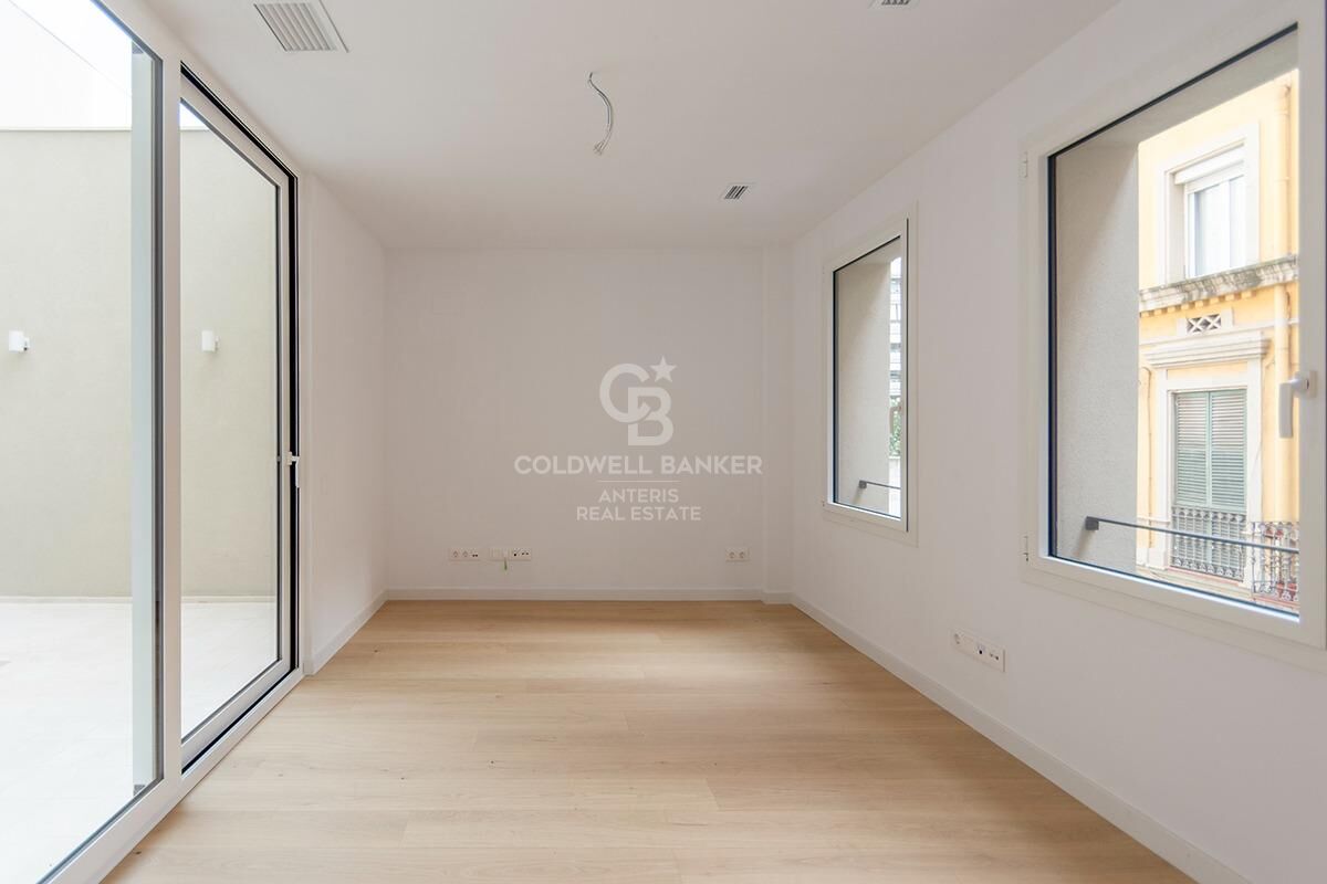 Ático Dúplex luminoso en finca tranquila