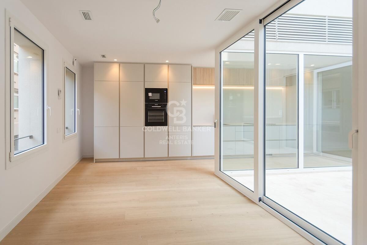 Ático Dúplex luminoso en finca tranquila