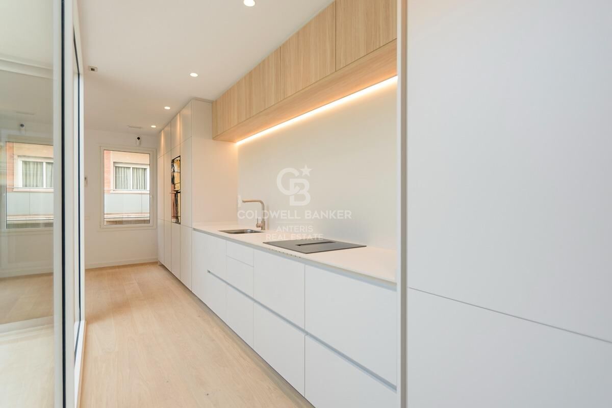 Ático Dúplex luminoso en finca tranquila