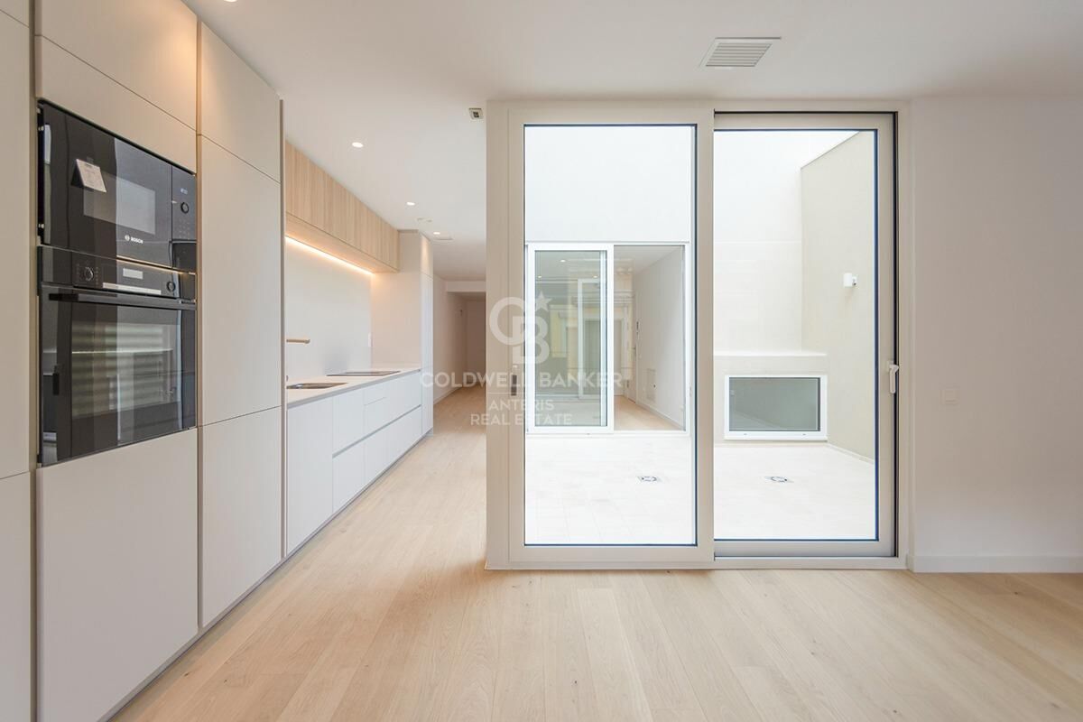 Ático Dúplex luminoso en finca tranquila