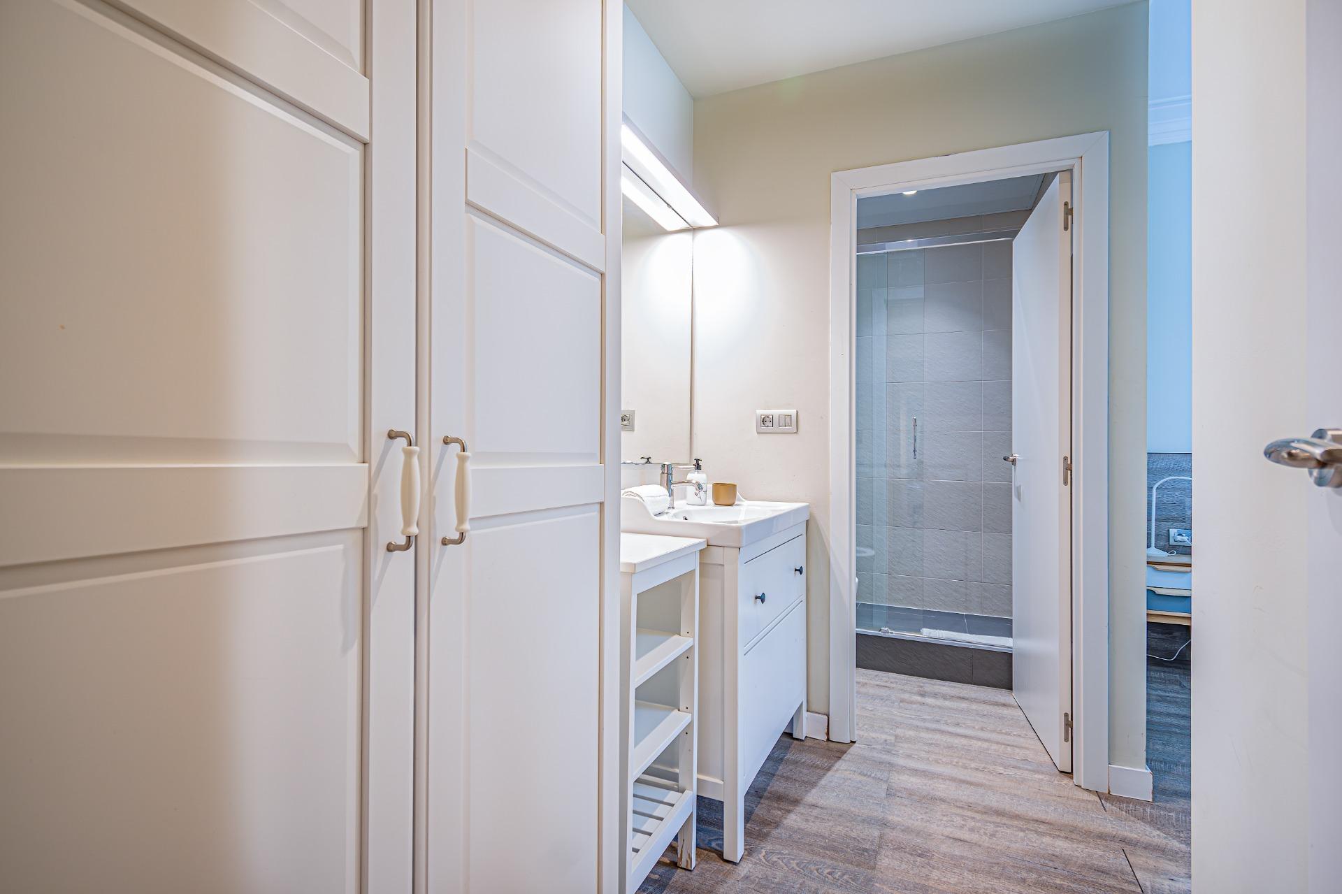 Przestronny i elegancki apartament w centrum l’Eixample