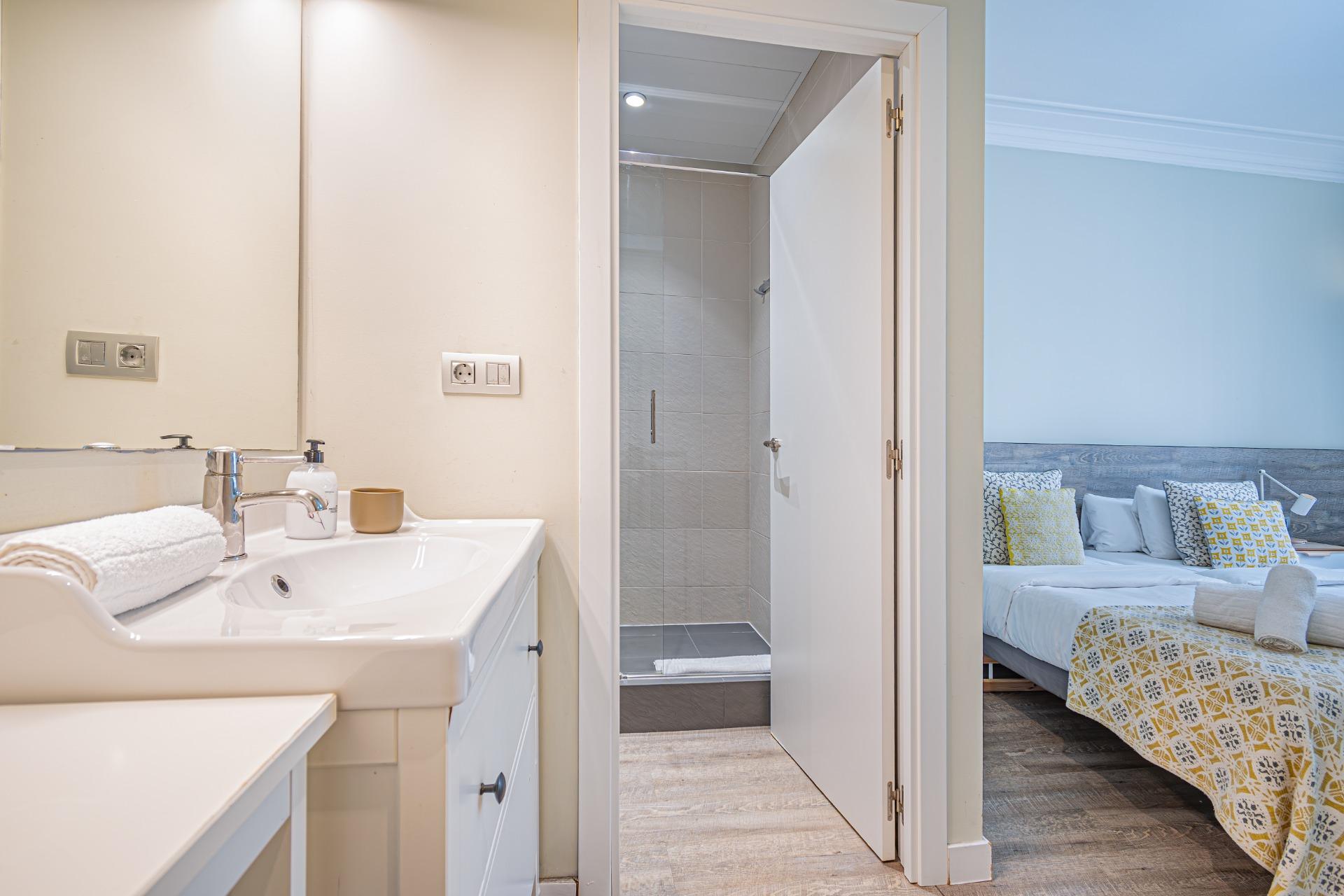 Przestronny i elegancki apartament w centrum l’Eixample