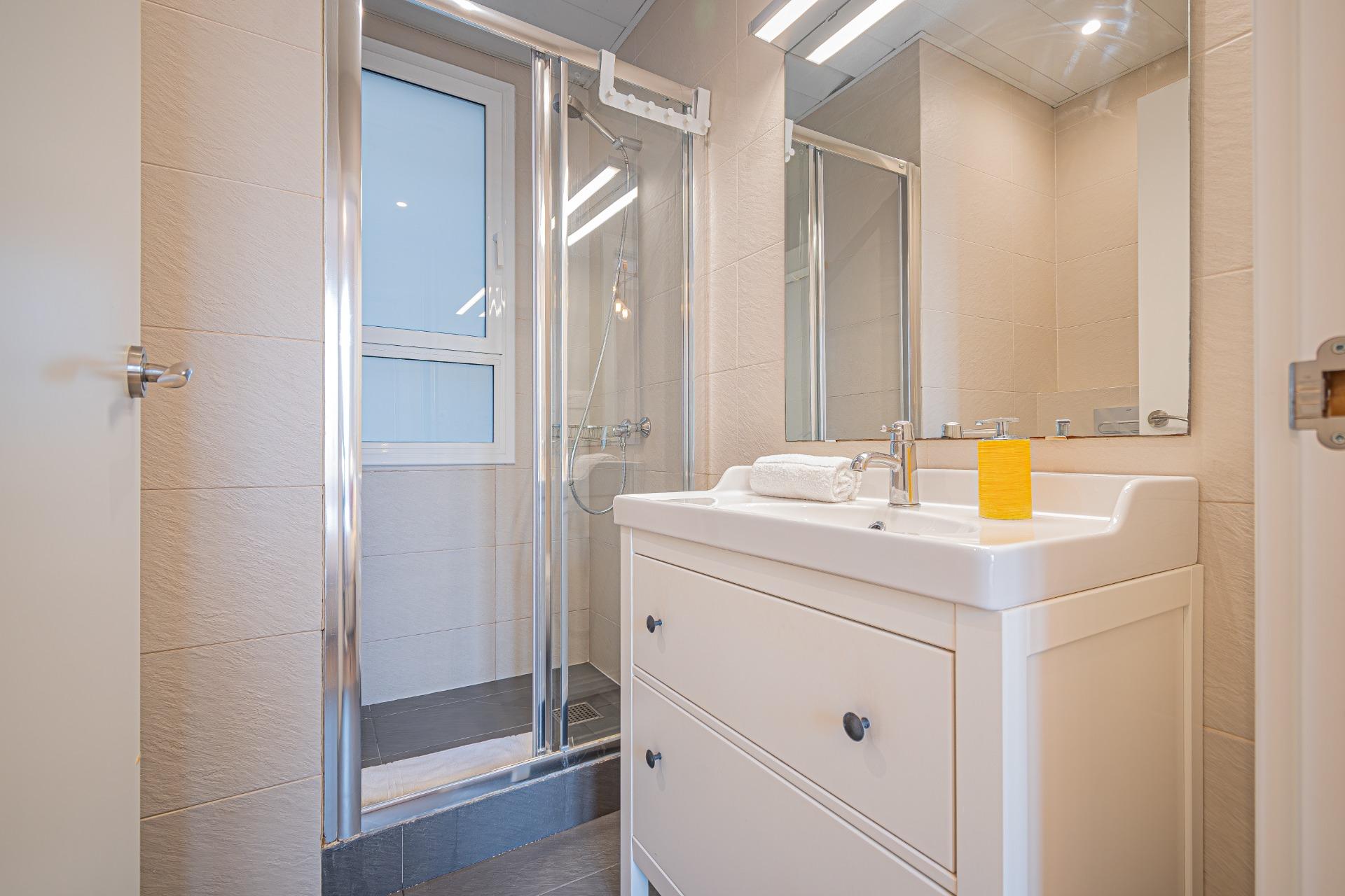 Przestronny i elegancki apartament w centrum l’Eixample