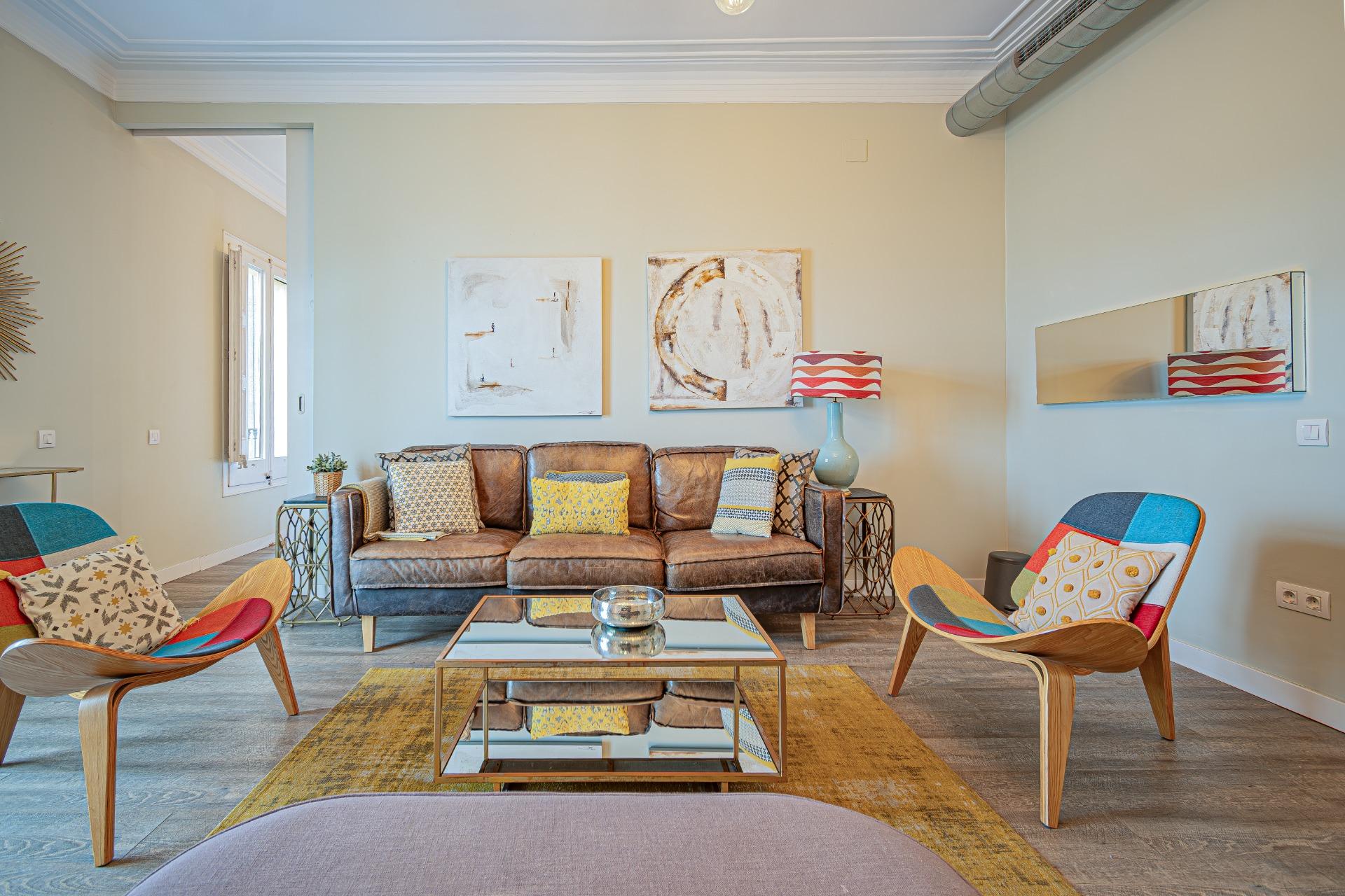 Przestronny i elegancki apartament w centrum l’Eixample