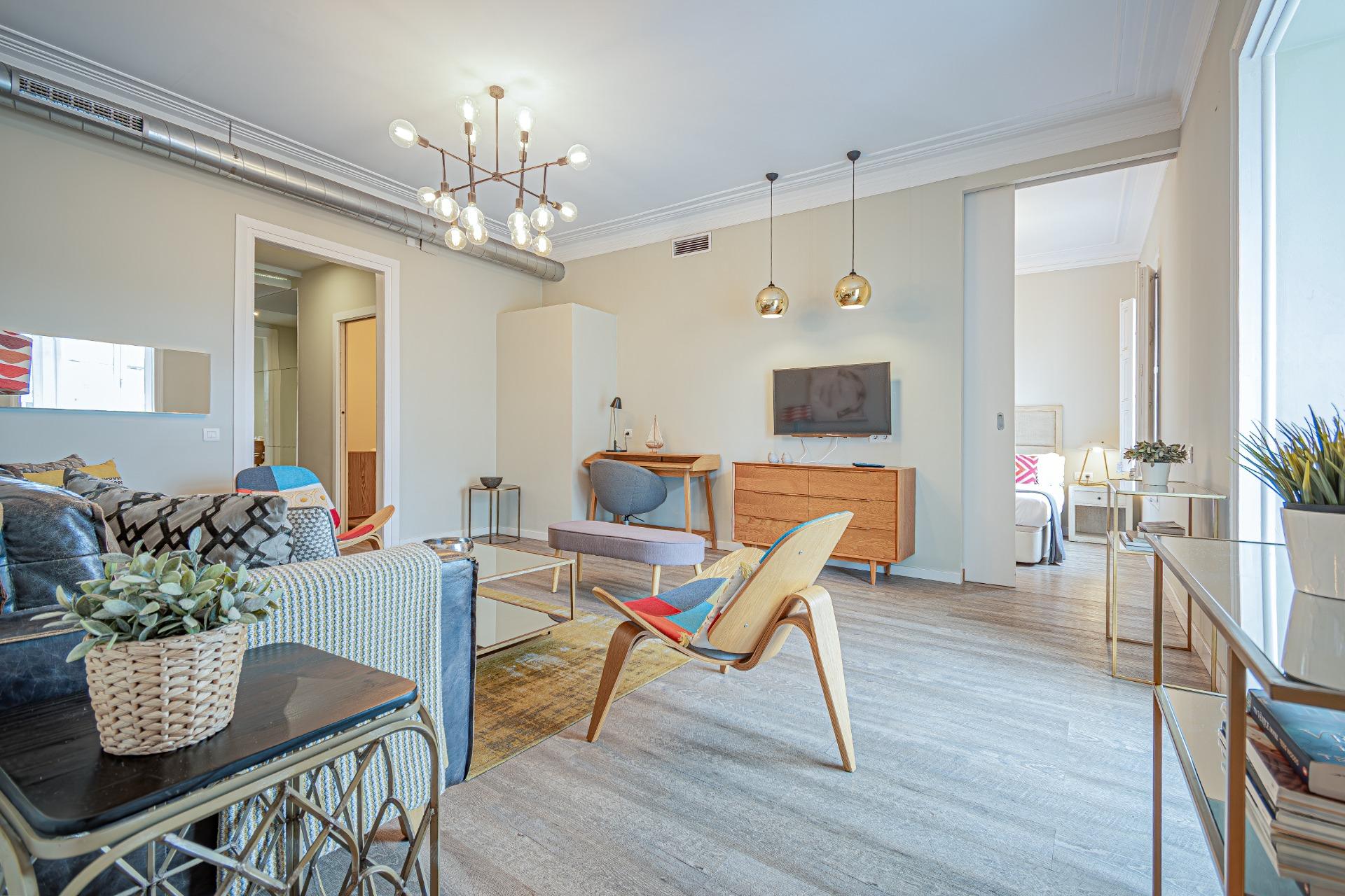 Przestronny i elegancki apartament w centrum l’Eixample