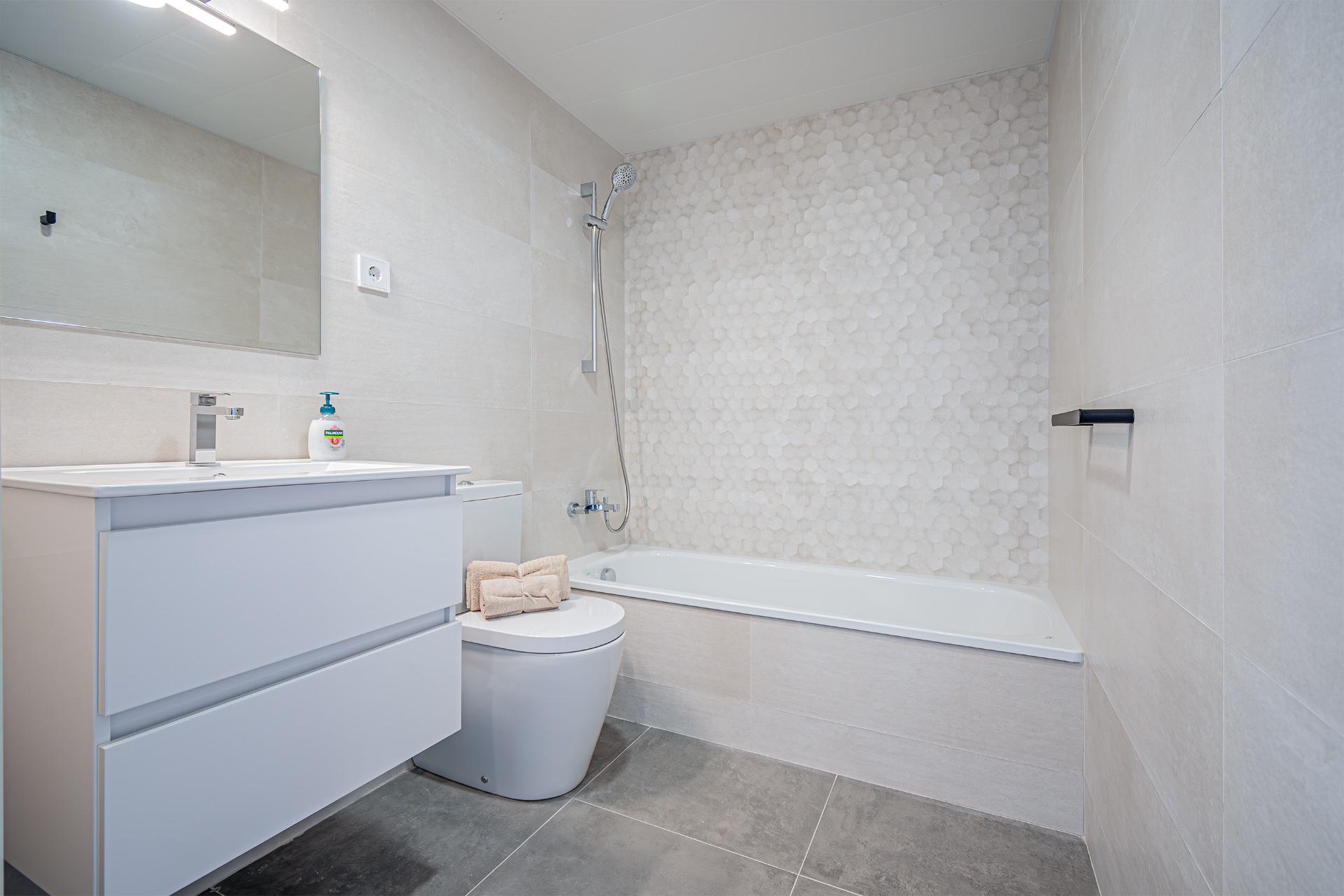 Nowa inwestycja przy plaży, zaledwie kilka minut od Barcelony