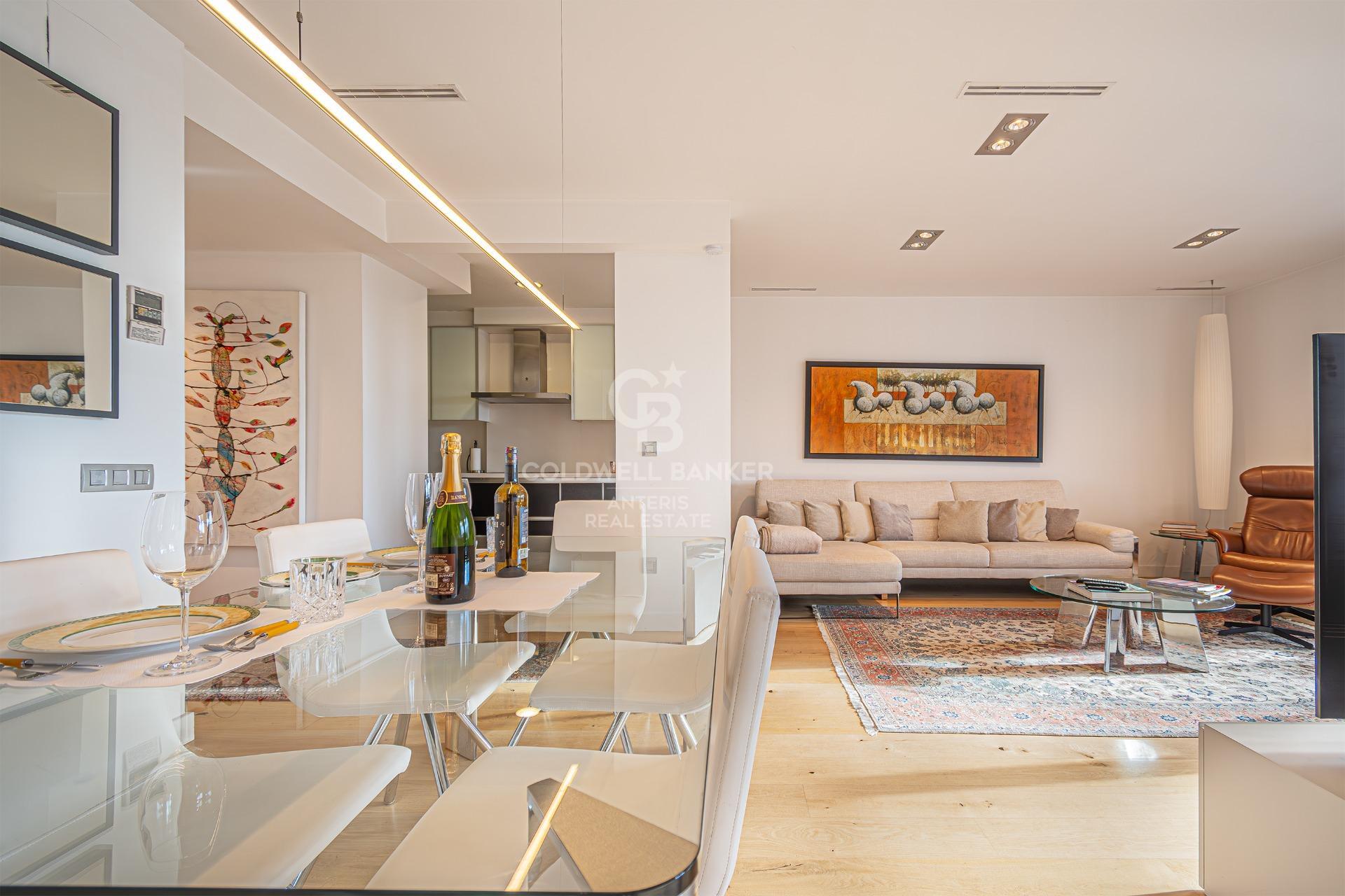 Modern penthouse with expansive terrace and stunning Barcelona city views