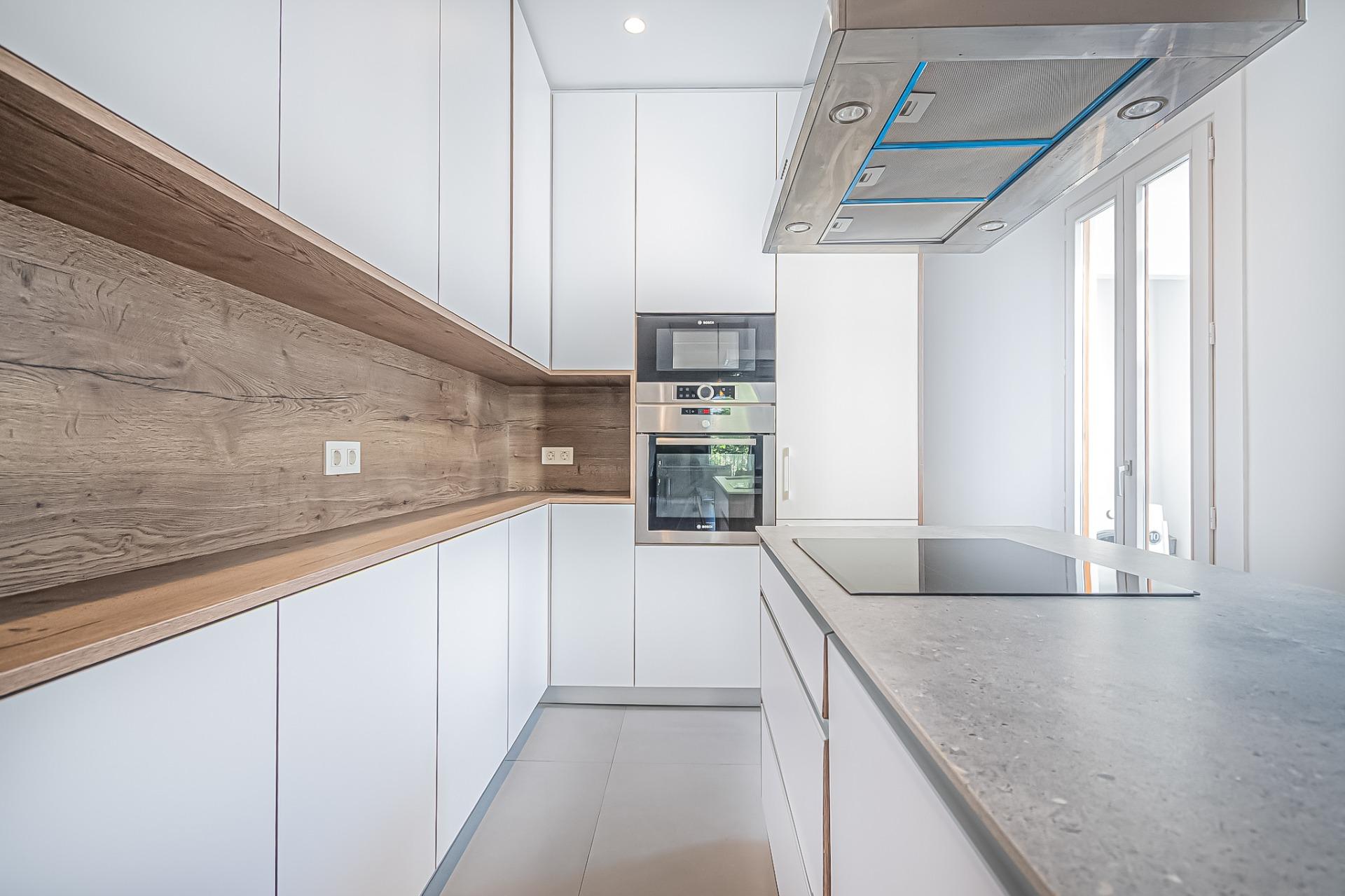 Amplio y luminoso piso en finca regia