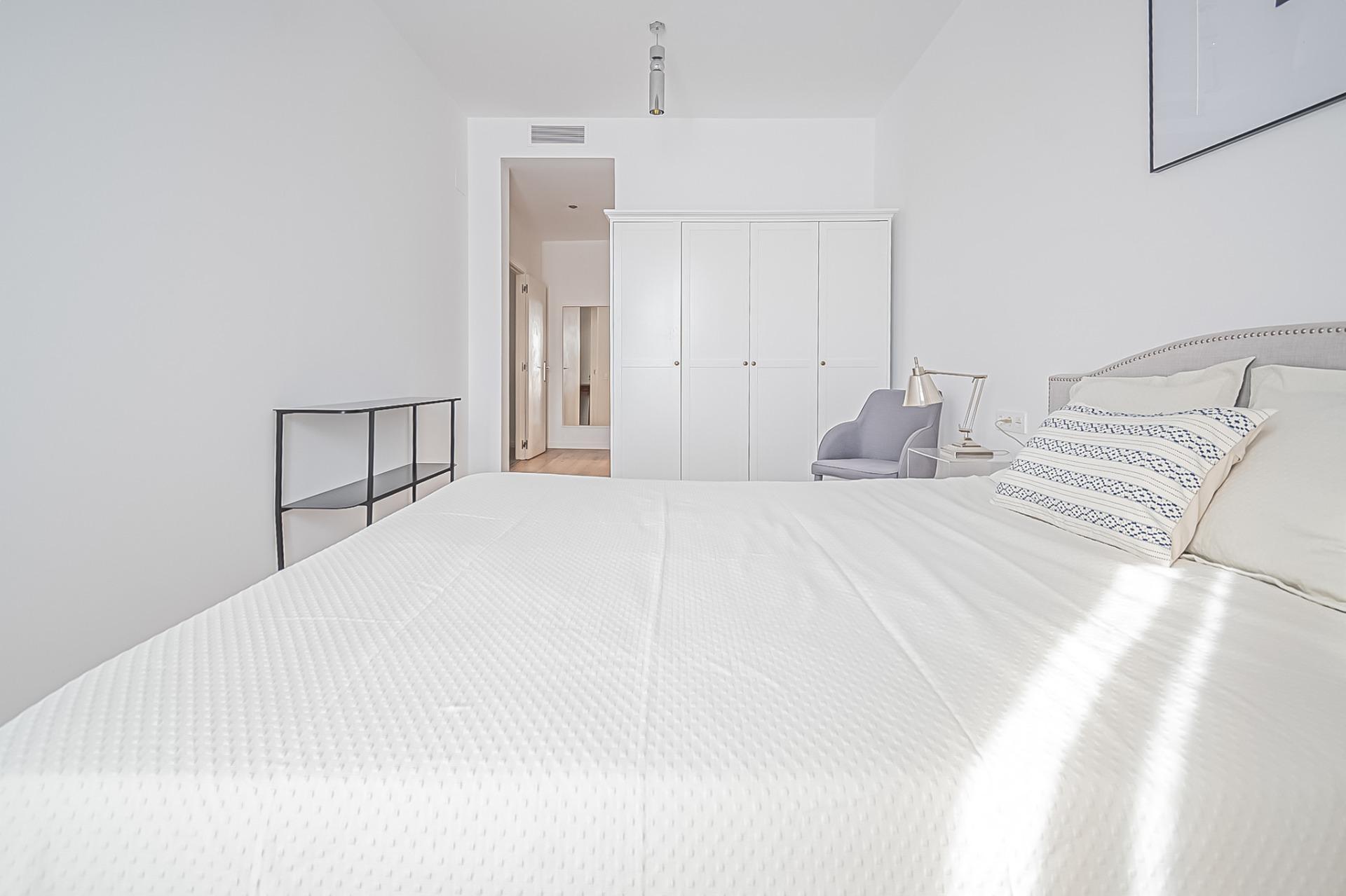 Amplio y luminoso piso en finca regia