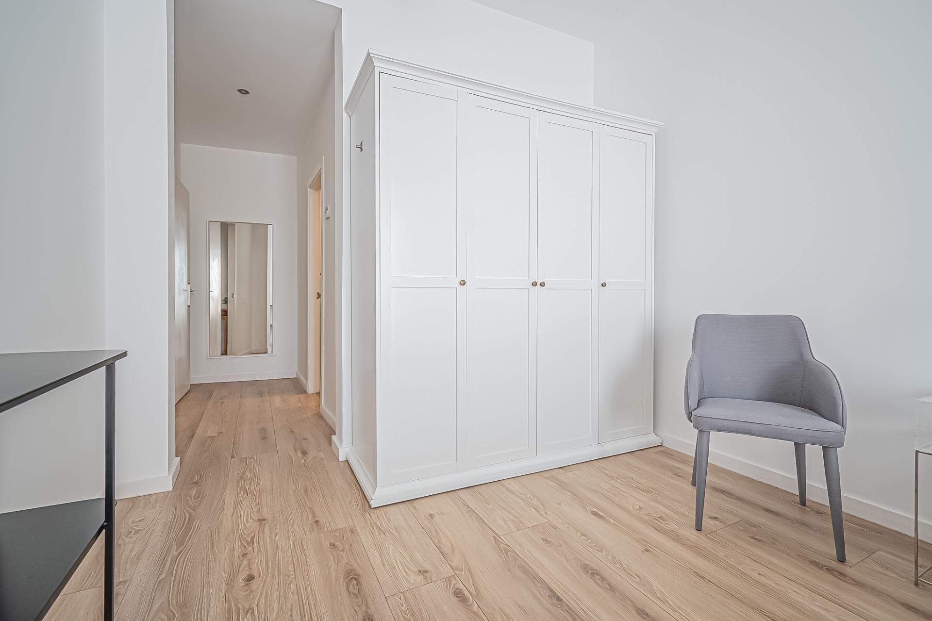 Amplio y luminoso piso en finca regia