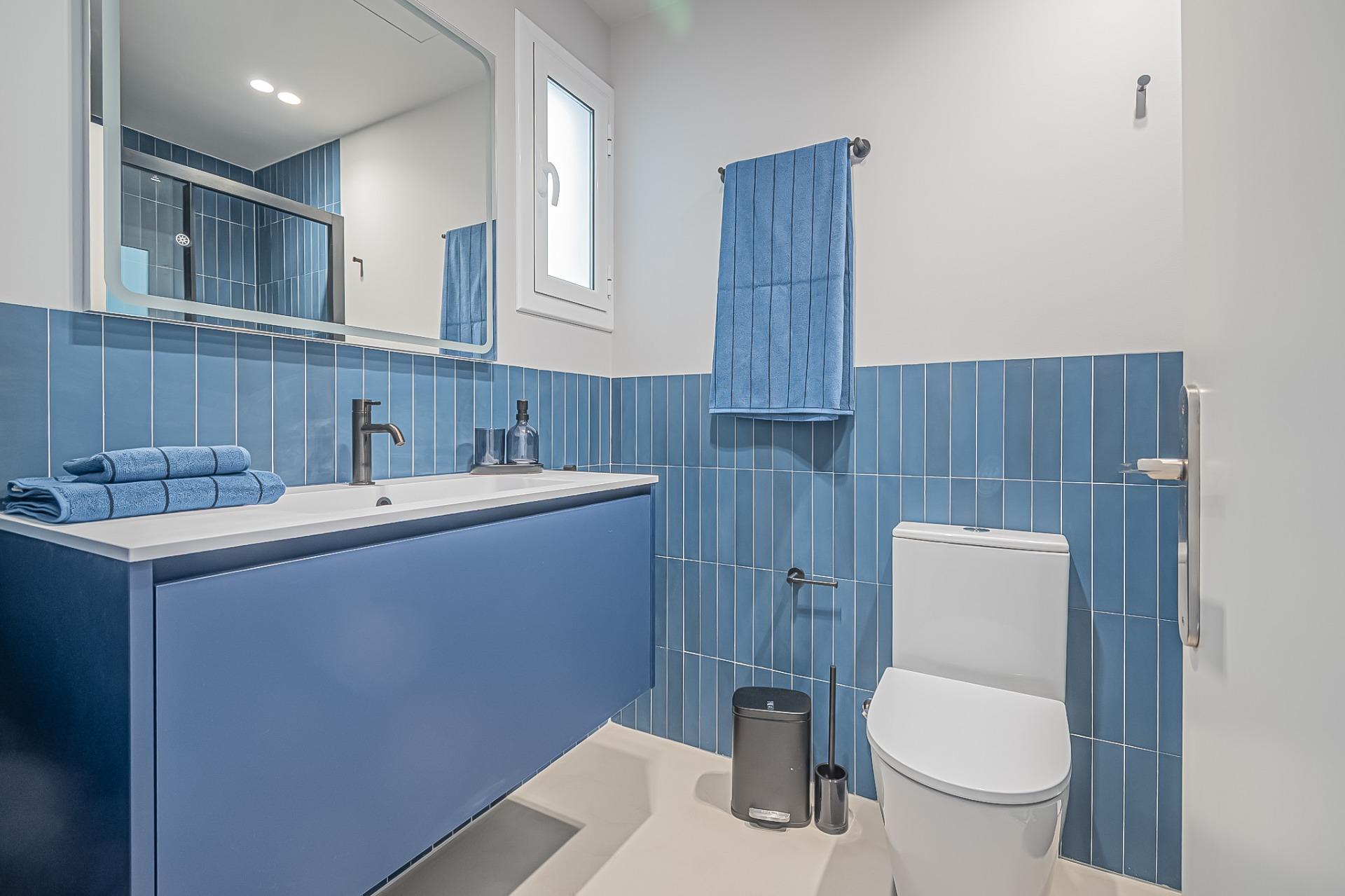 Amplio y luminoso piso en finca regia