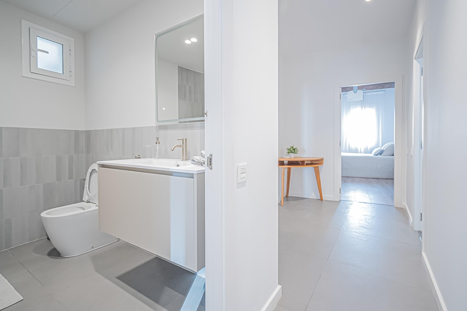 Amplio y luminoso piso en finca regia