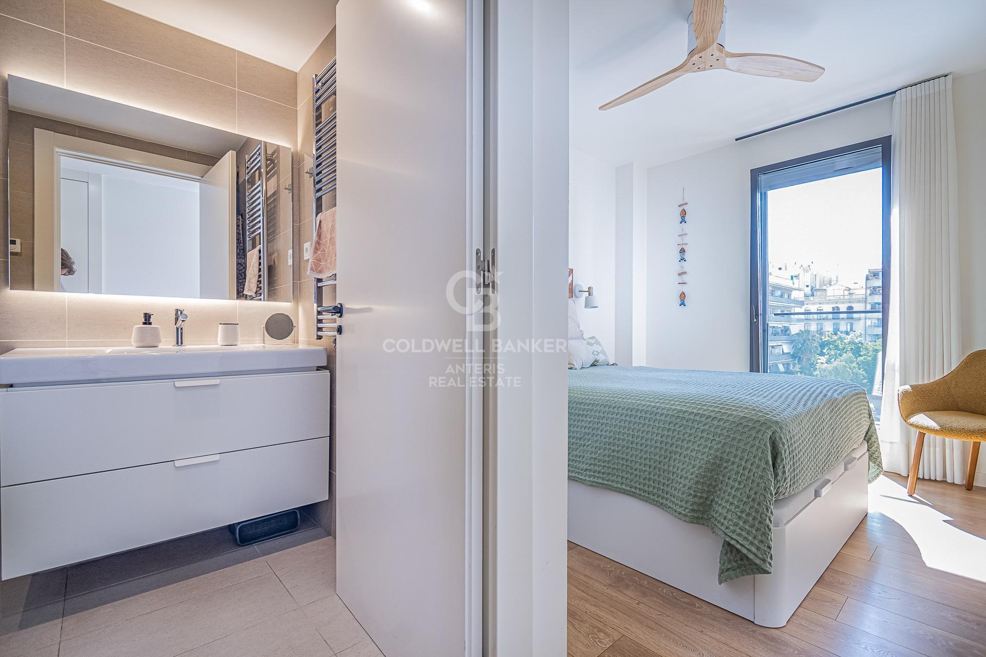 100 metrowe mieszkanie z basenem i widokiem na Sagrade Familie