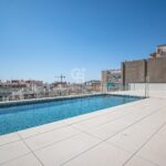 Bright, semi-new apartment with community pool