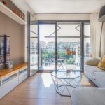 Bright, semi-new apartment with community pool