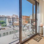 Bright, semi-new apartment with community pool