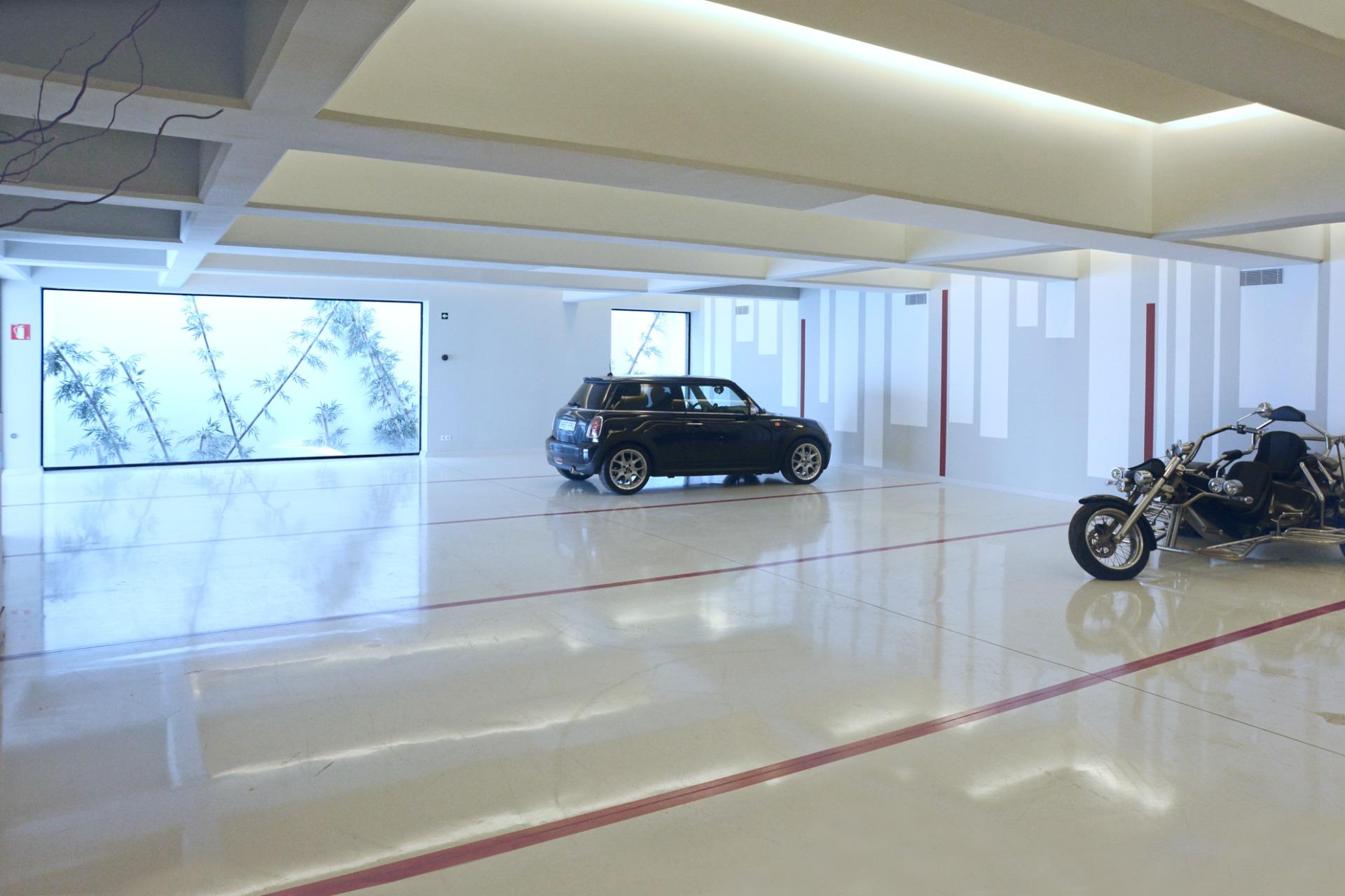 Luksusowa oaza przy plaży: Spektakularny diament architektury w Gava Mar