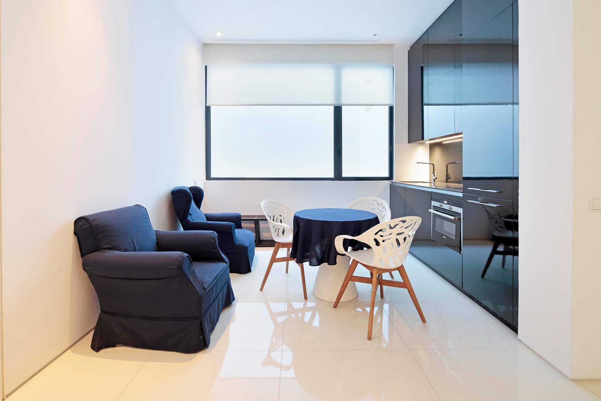 Luksusowa oaza przy plaży: Spektakularny diament architektury w Gava Mar