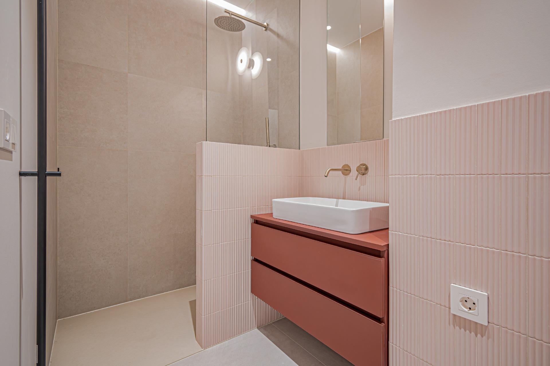 Luminoso piso reformado de diseño