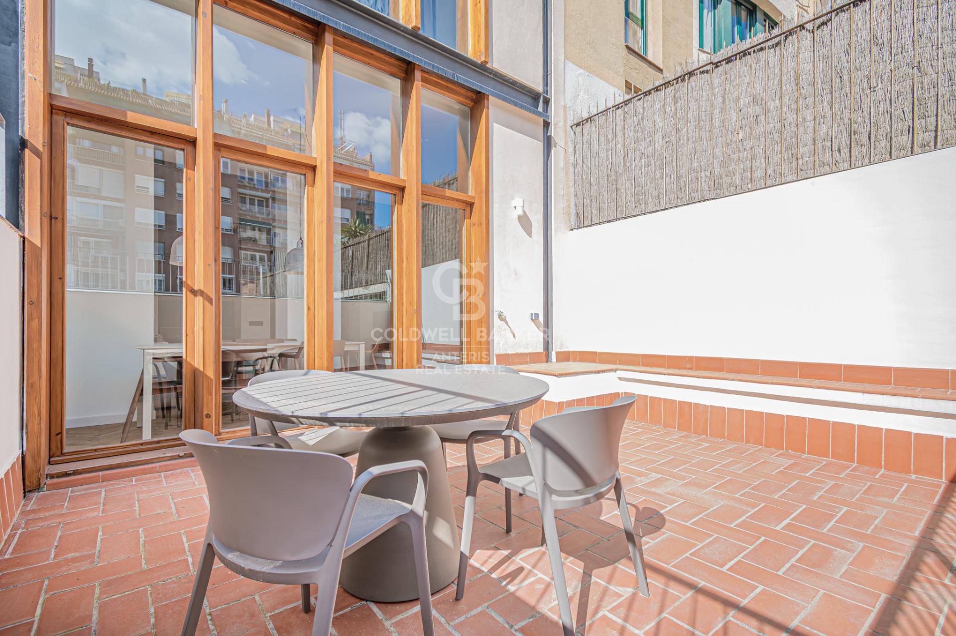 Wyjątkowy apartament z prywatnym tarasem na Paseo Sant Joan