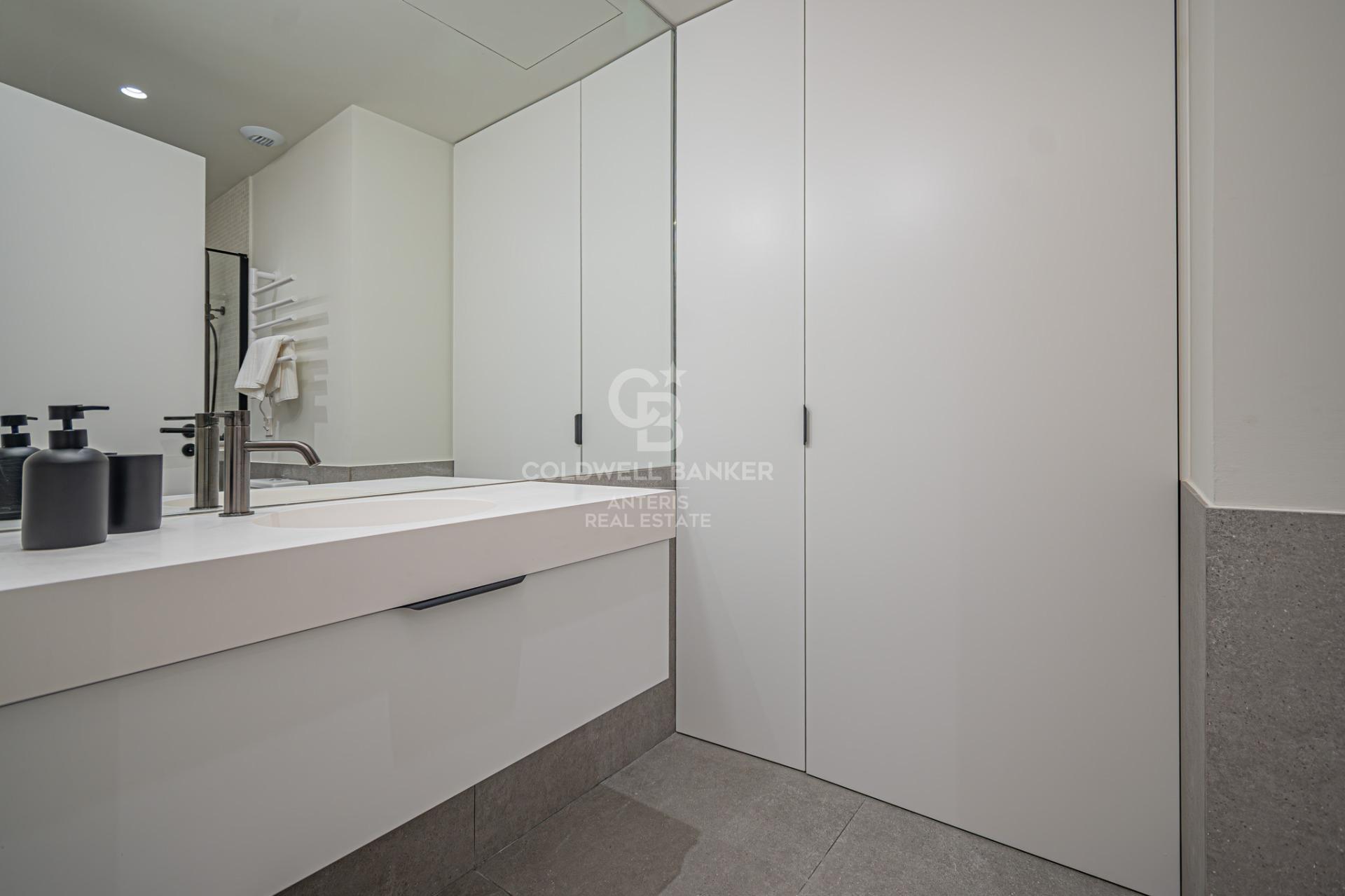 Wyjątkowy apartament z prywatnym tarasem na Paseo Sant Joan