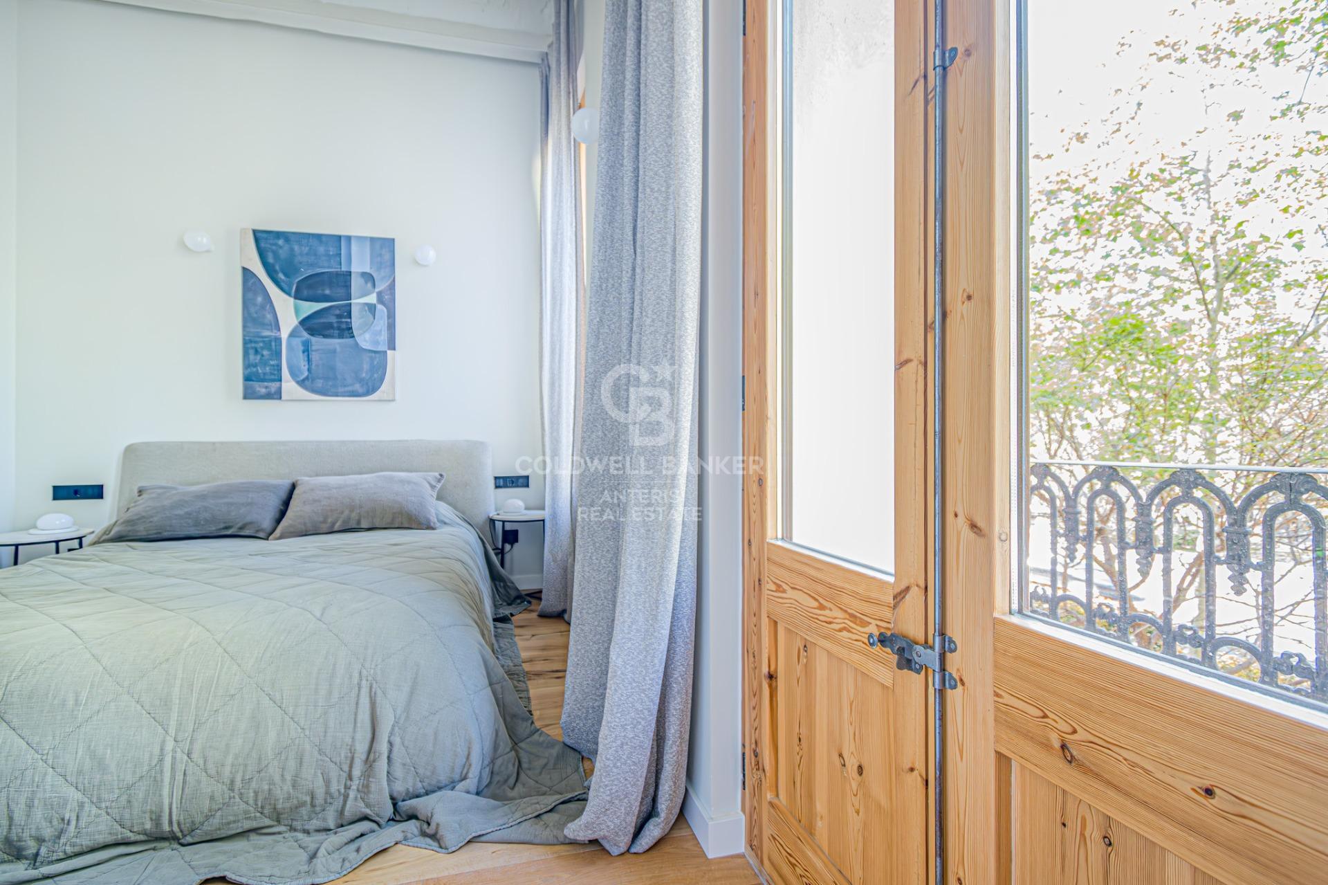 Wyjątkowy apartament z prywatnym tarasem na Paseo Sant Joan