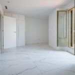 Ekskluzywny penthouse z przestronnym tarasem w sercu Barcelony