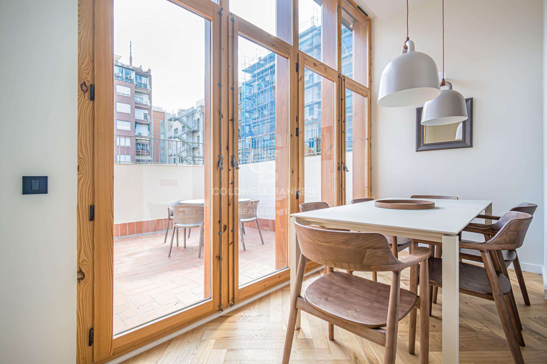 Wyjątkowy apartament z prywatnym tarasem na Paseo Sant Joan