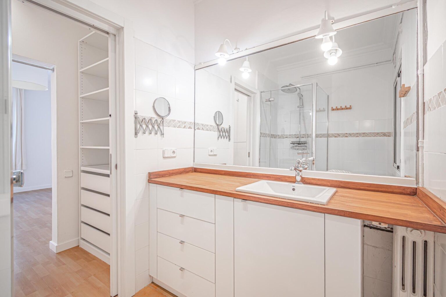 Spacious and luminous apartment in Sant Gervasi