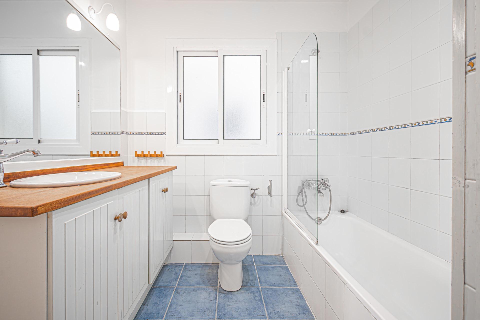 Jasny i przestronny apartament w dzielnicy Sant Gervasi