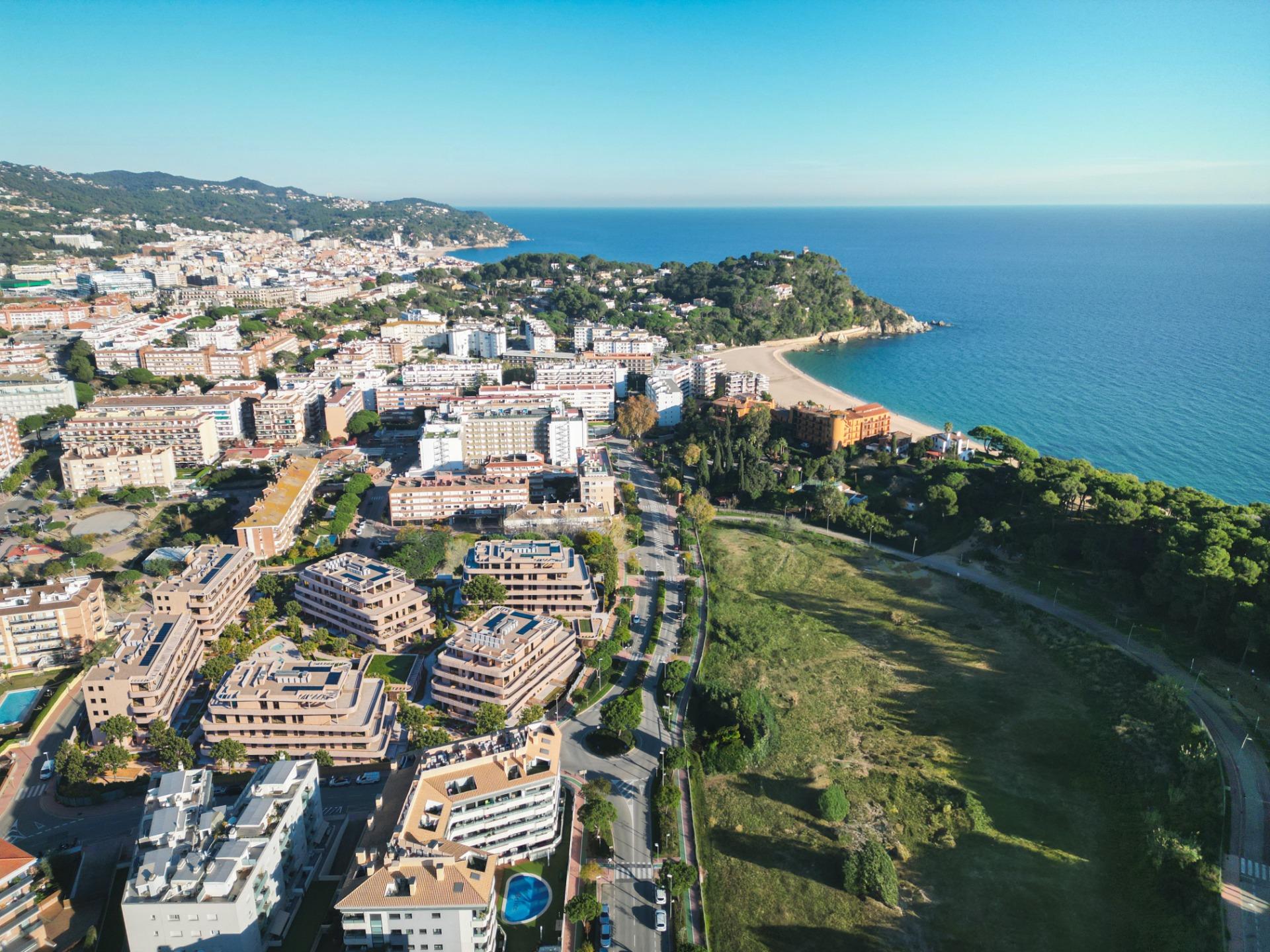 Exclusivos apartamentos junto a Platja Fenals, en el corazón de la Costa Brava