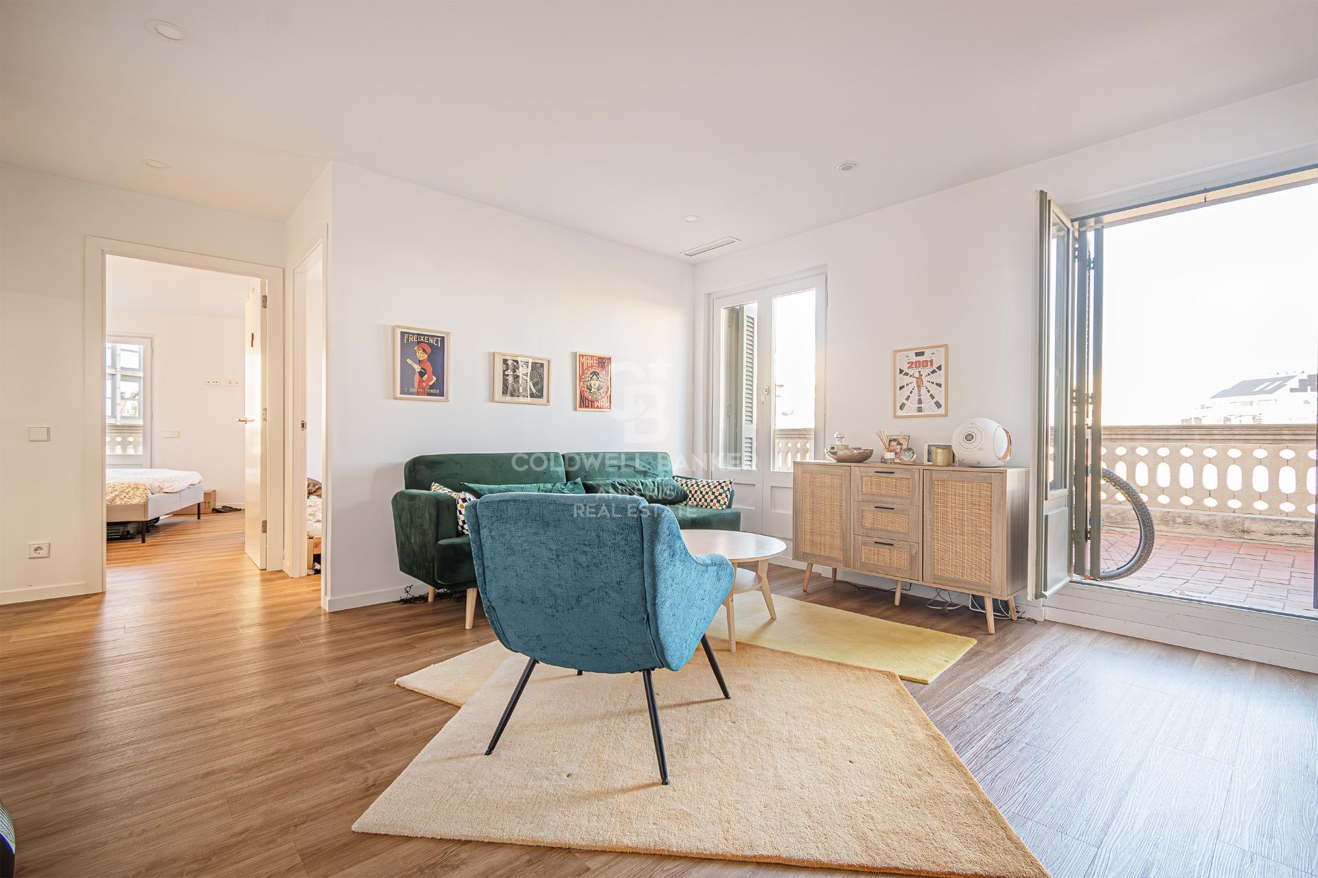 Ático reformado en Plaza Urquinaona